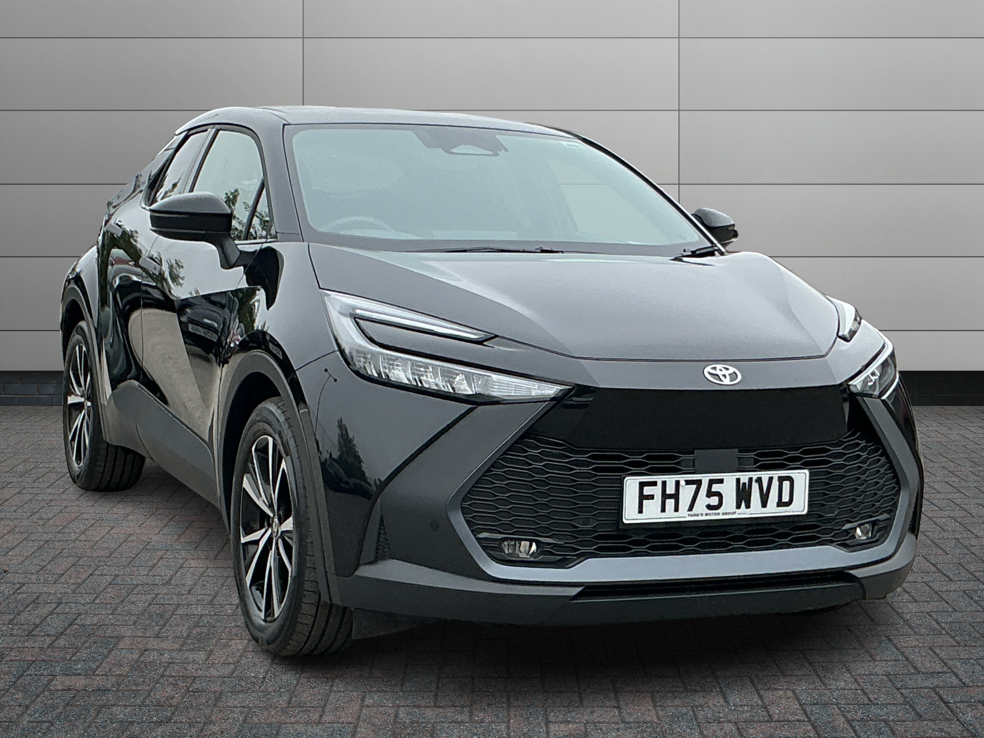 Toyota C-HR listing photo