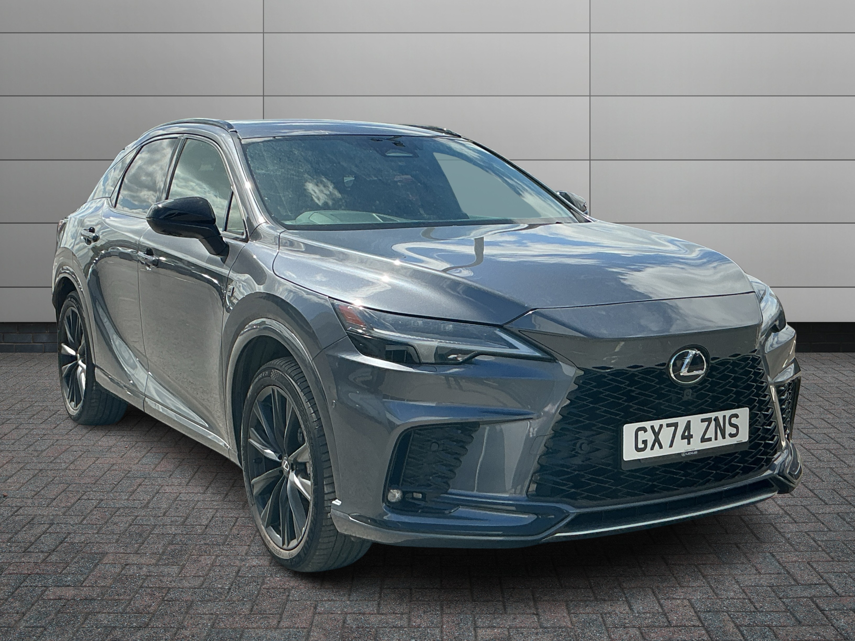 Lexus RX listing photo