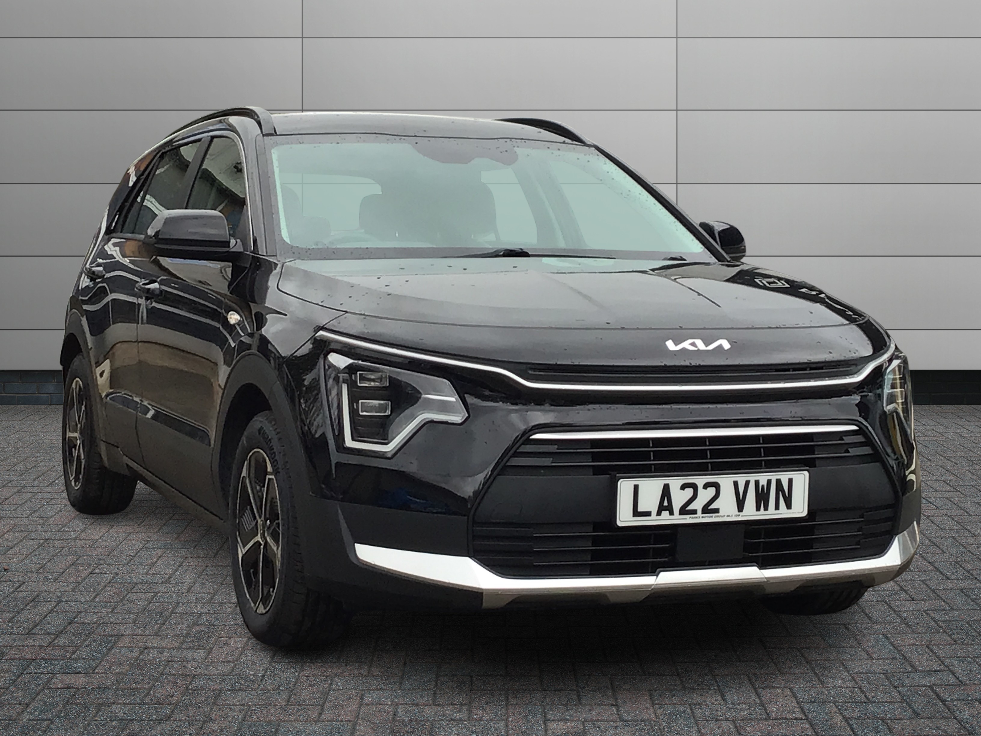 Kia Niro listing photo