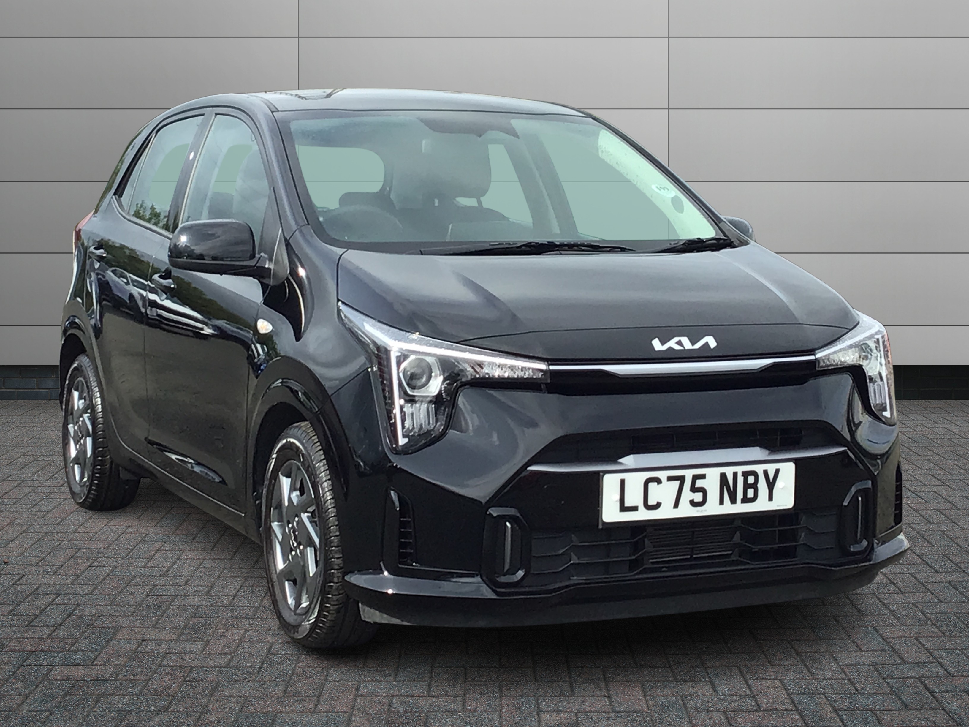 Kia Picanto listing photo