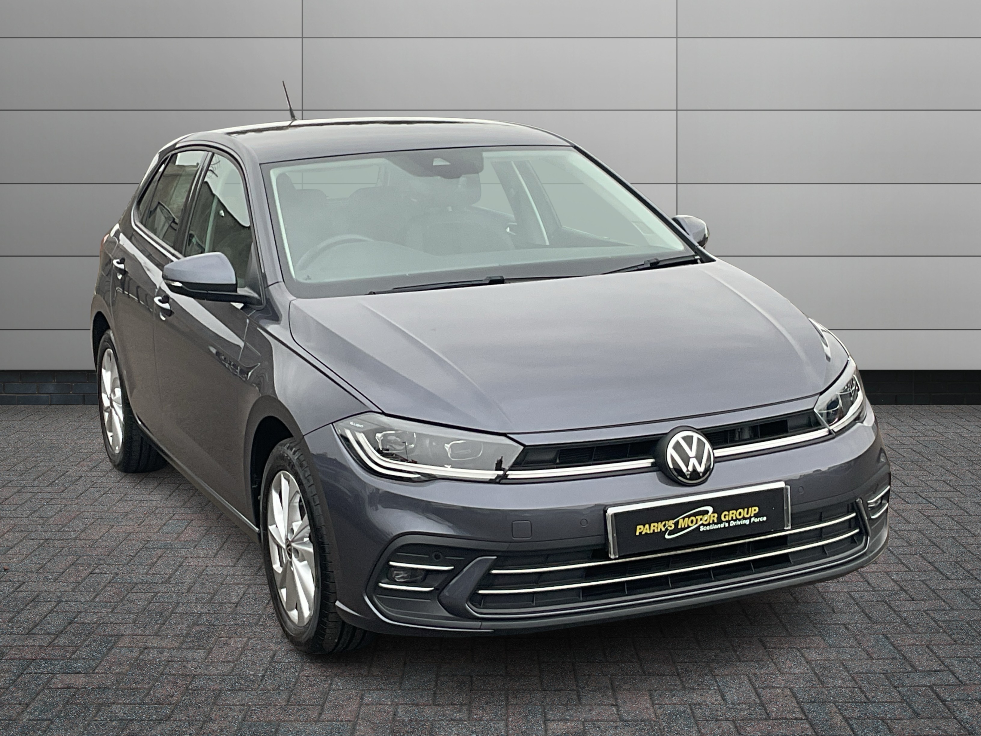Volkswagen Polo listing photo
