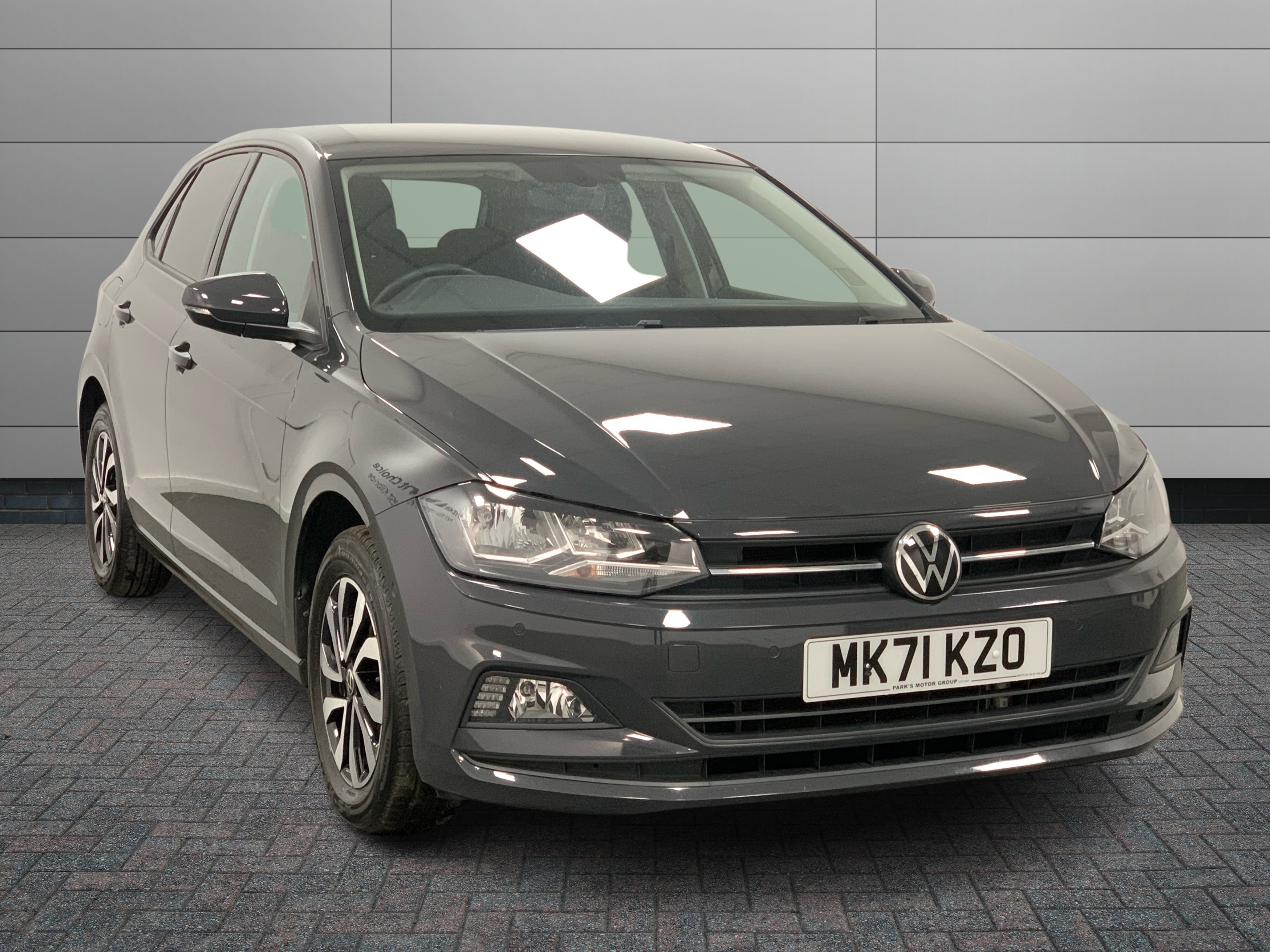 Volkswagen Polo listing photo