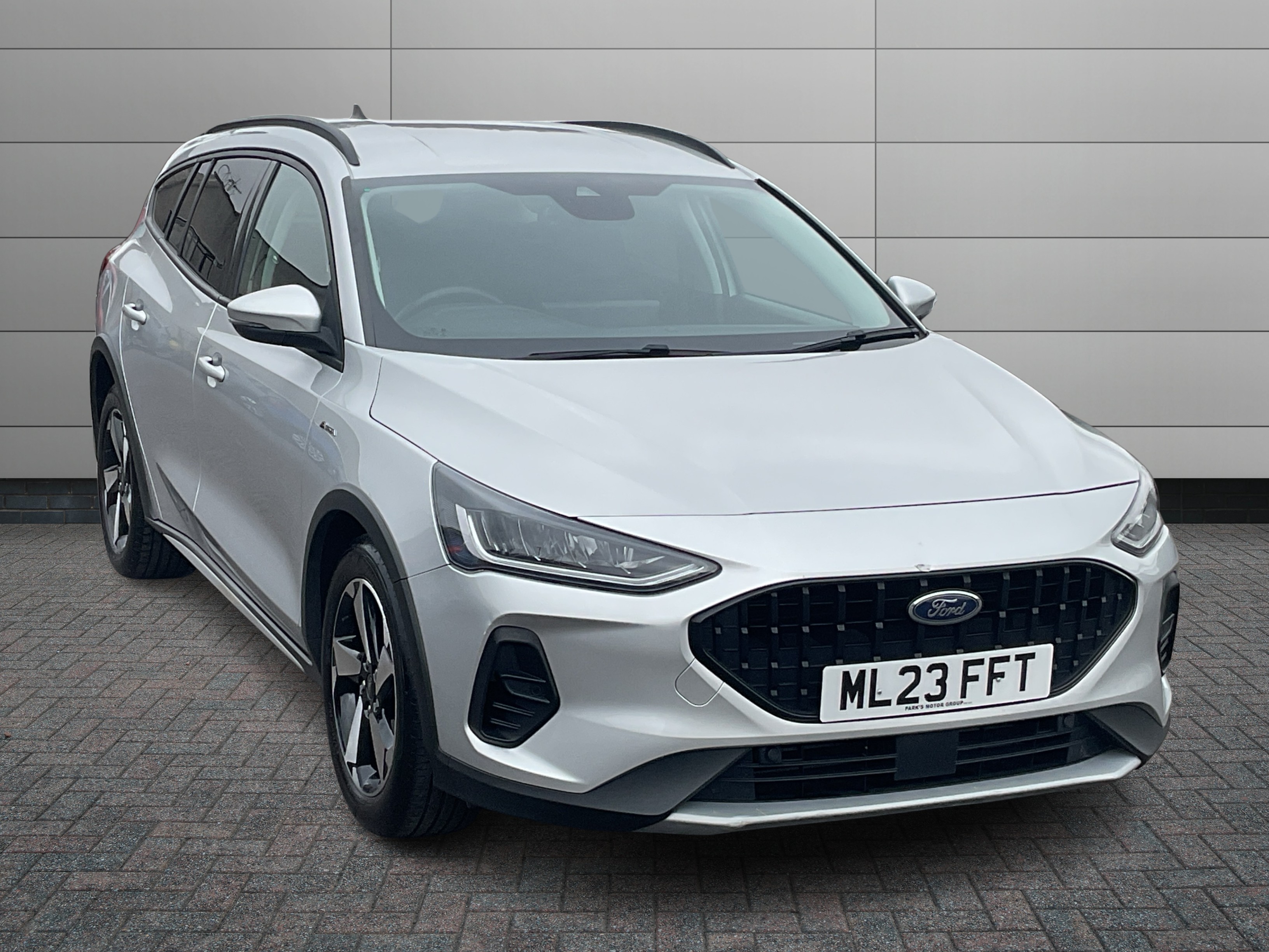 Ford Focus listing photo