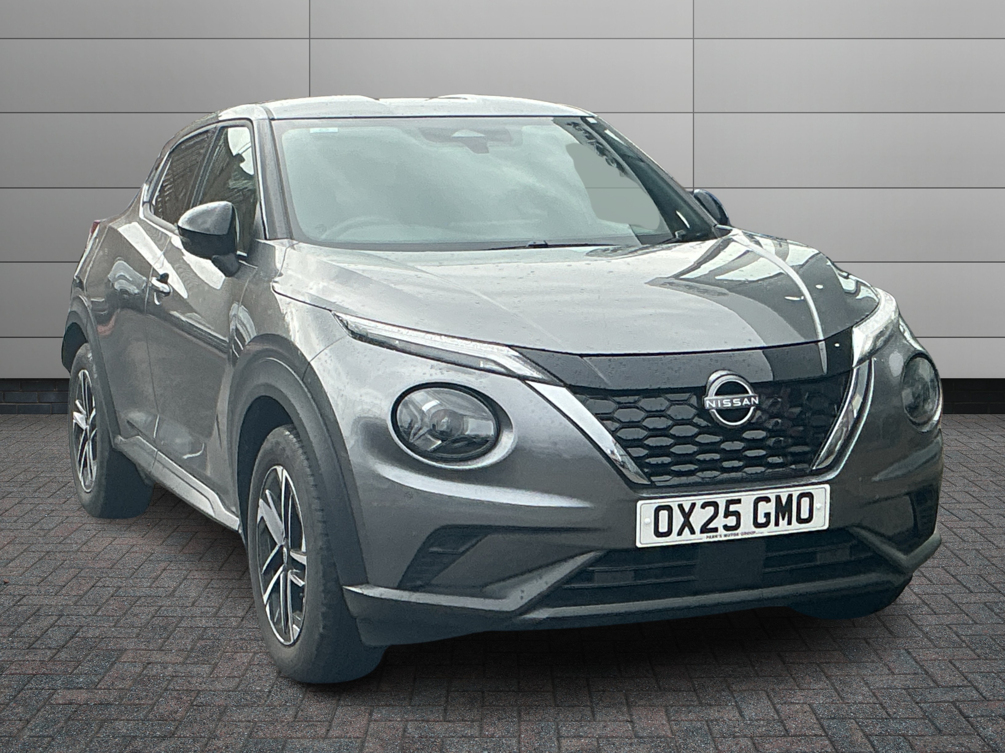 Nissan Juke listing photo