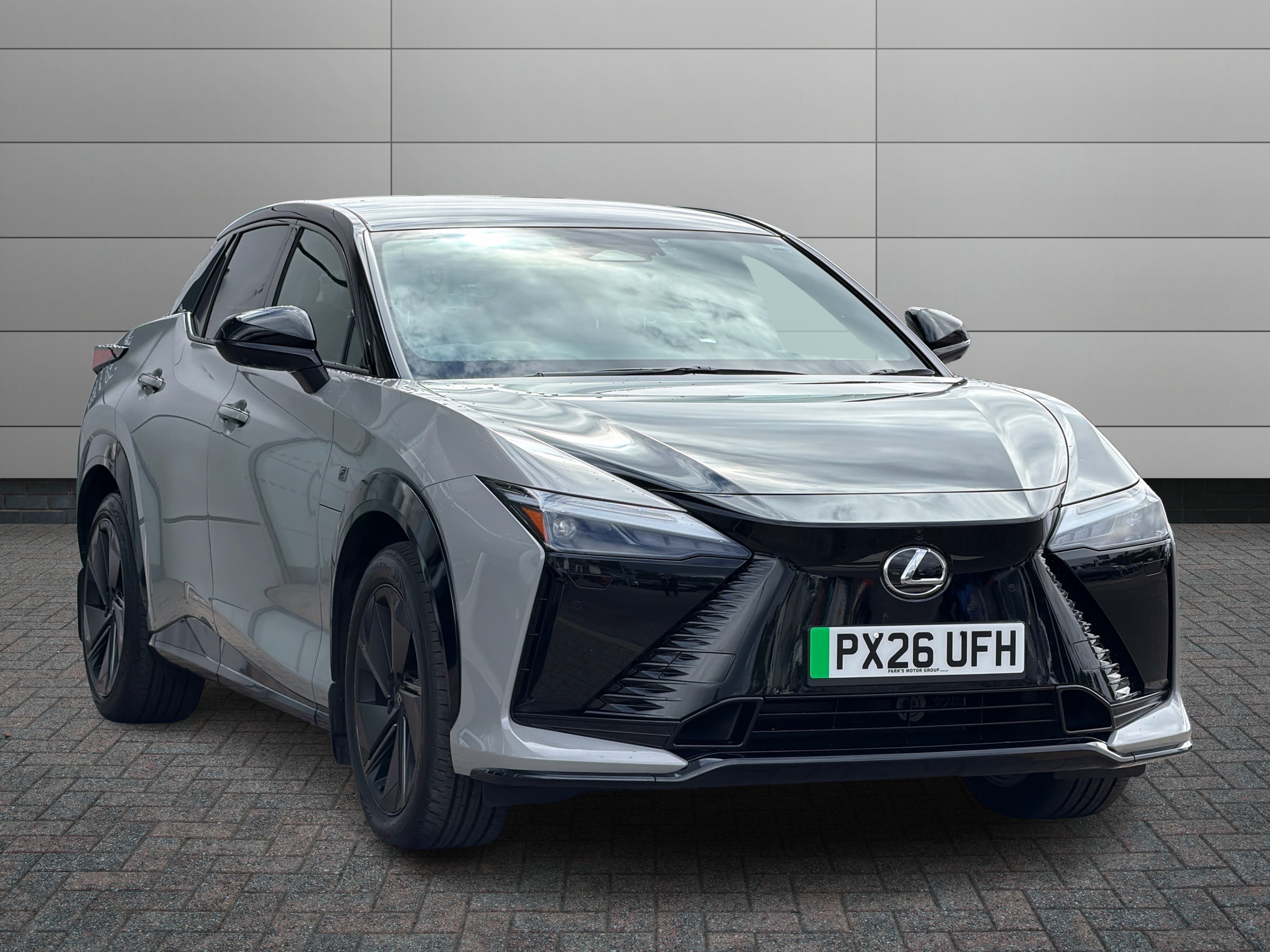 Lexus Rz listing photo