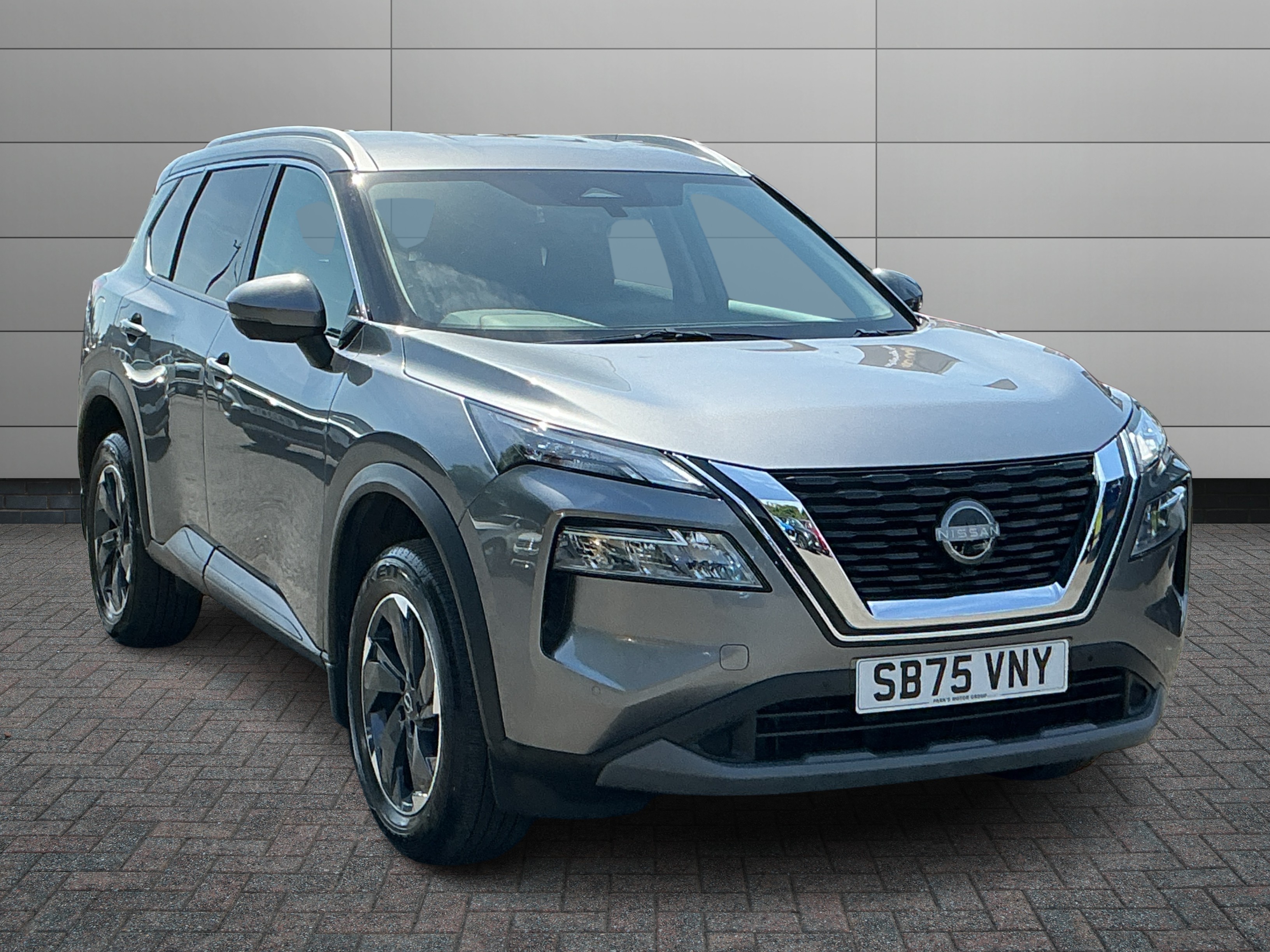 Nissan X-TRAIL dealer public-web source image