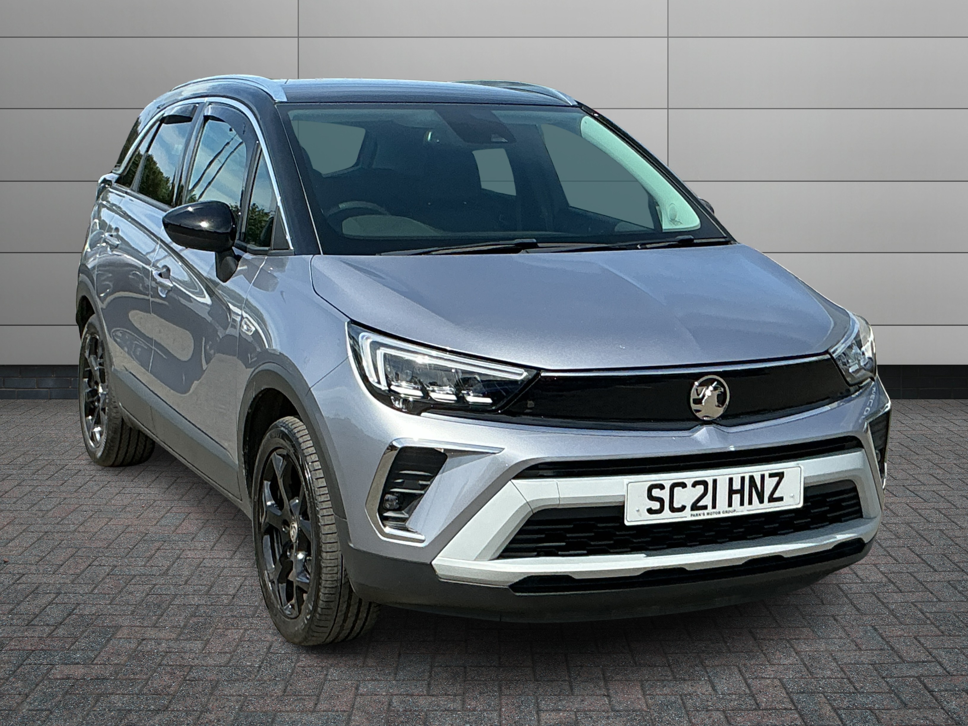 Vauxhall Crossland listing photo