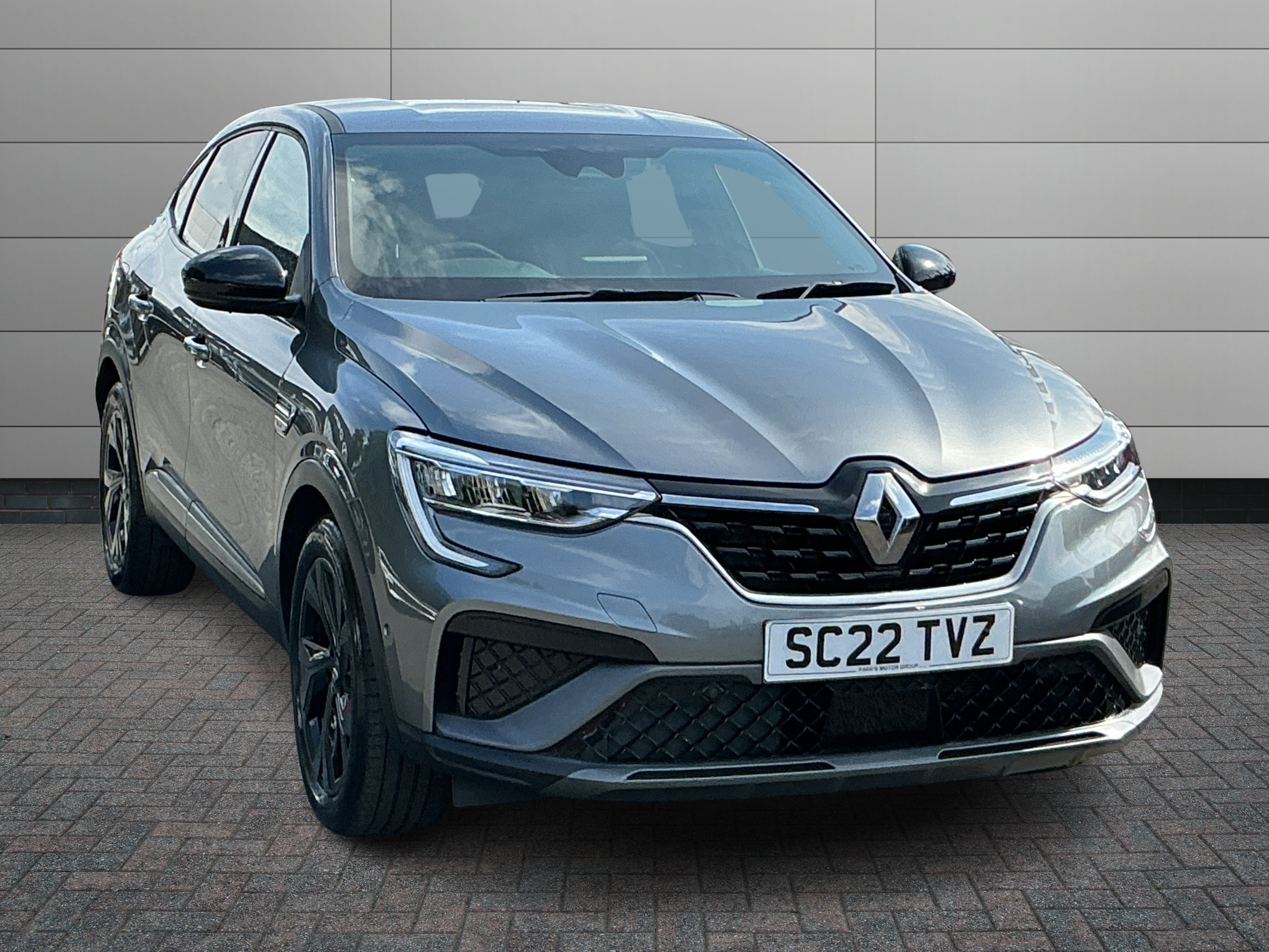 Renault Arkana listing photo