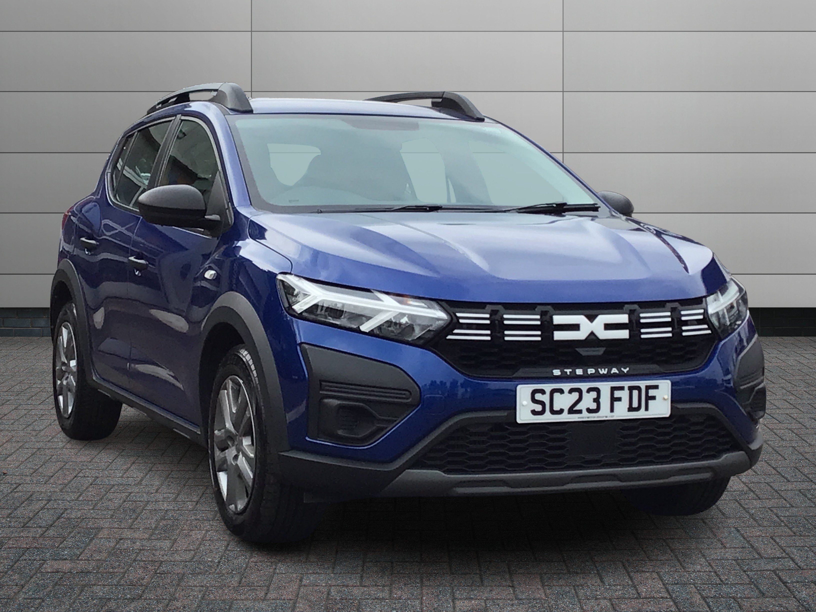 Dacia Sandero Stepway listing photo