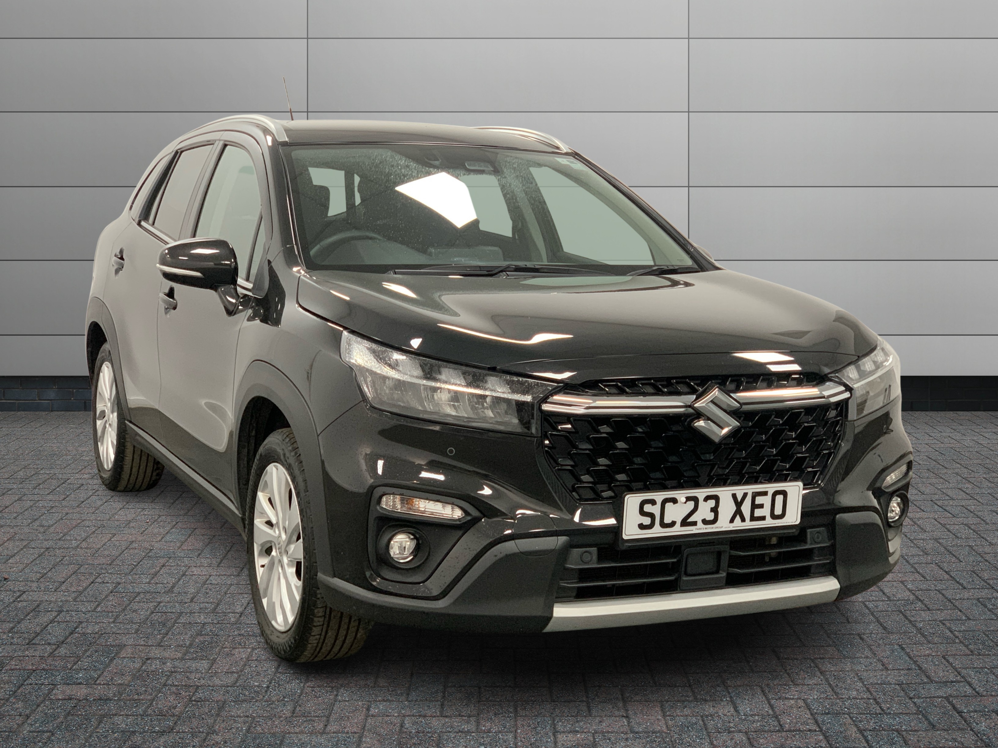 Suzuki S-cross listing photo