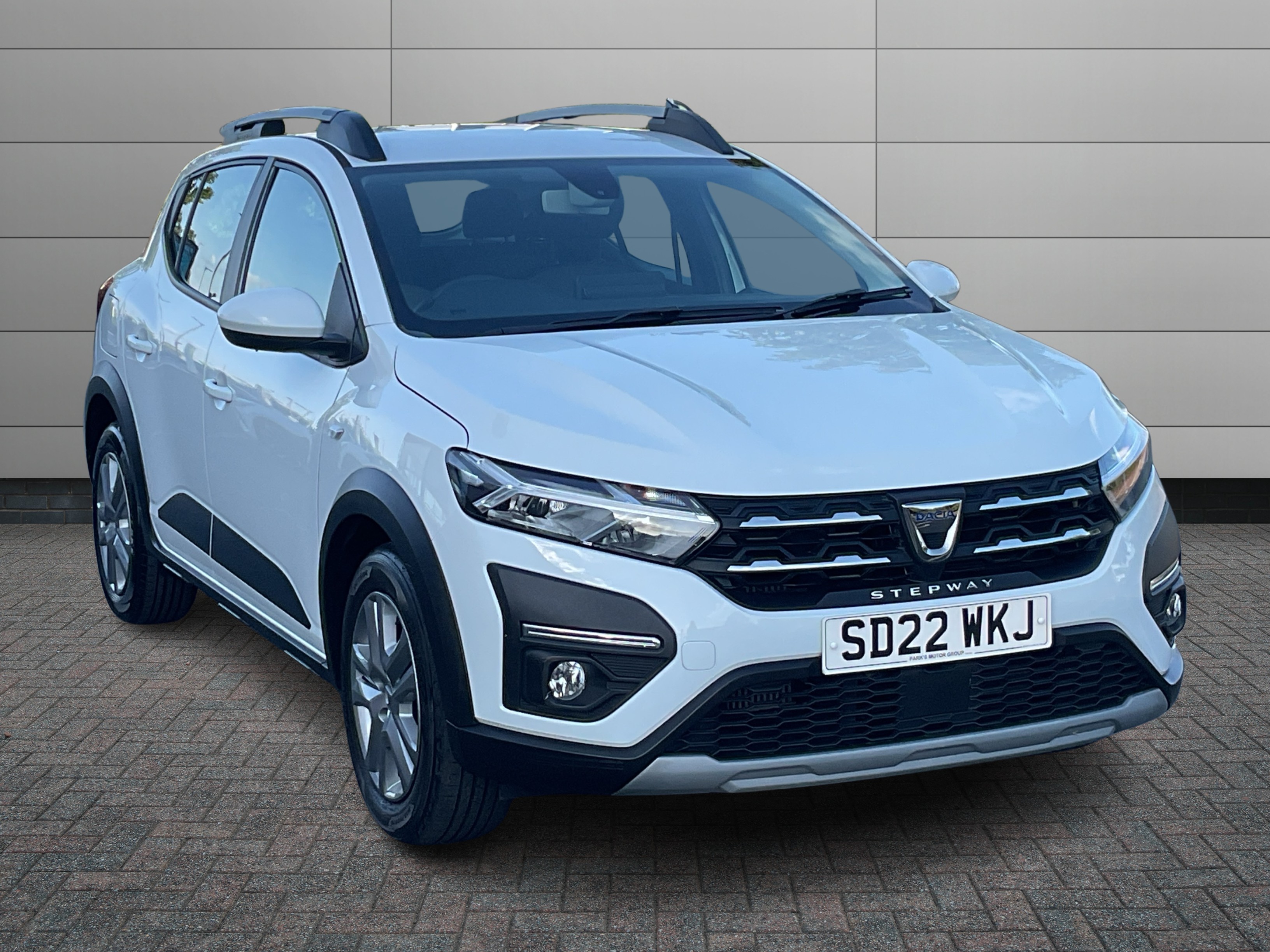 Dacia Sandero Stepway listing photo