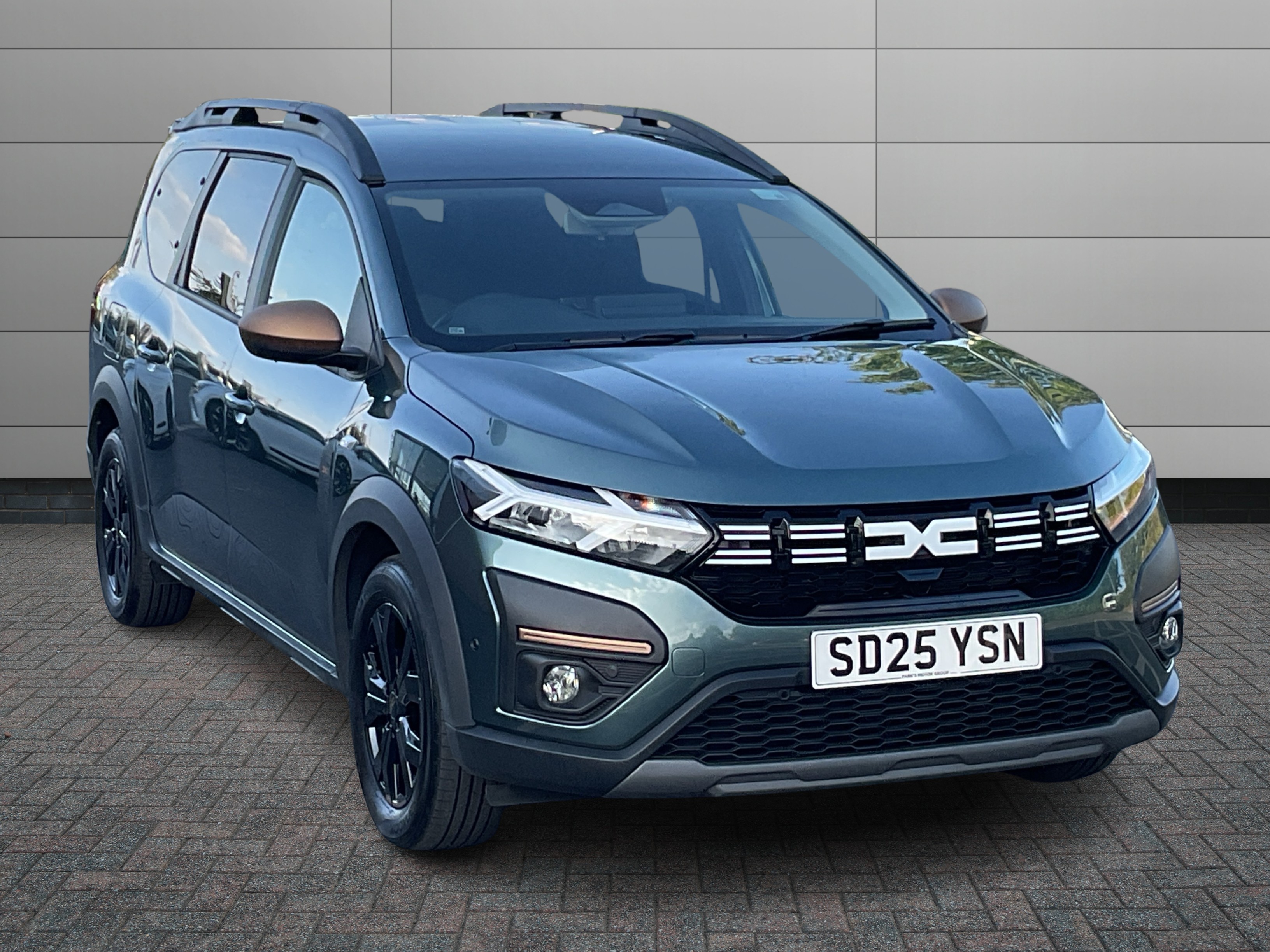 Dacia Jogger listing photo
