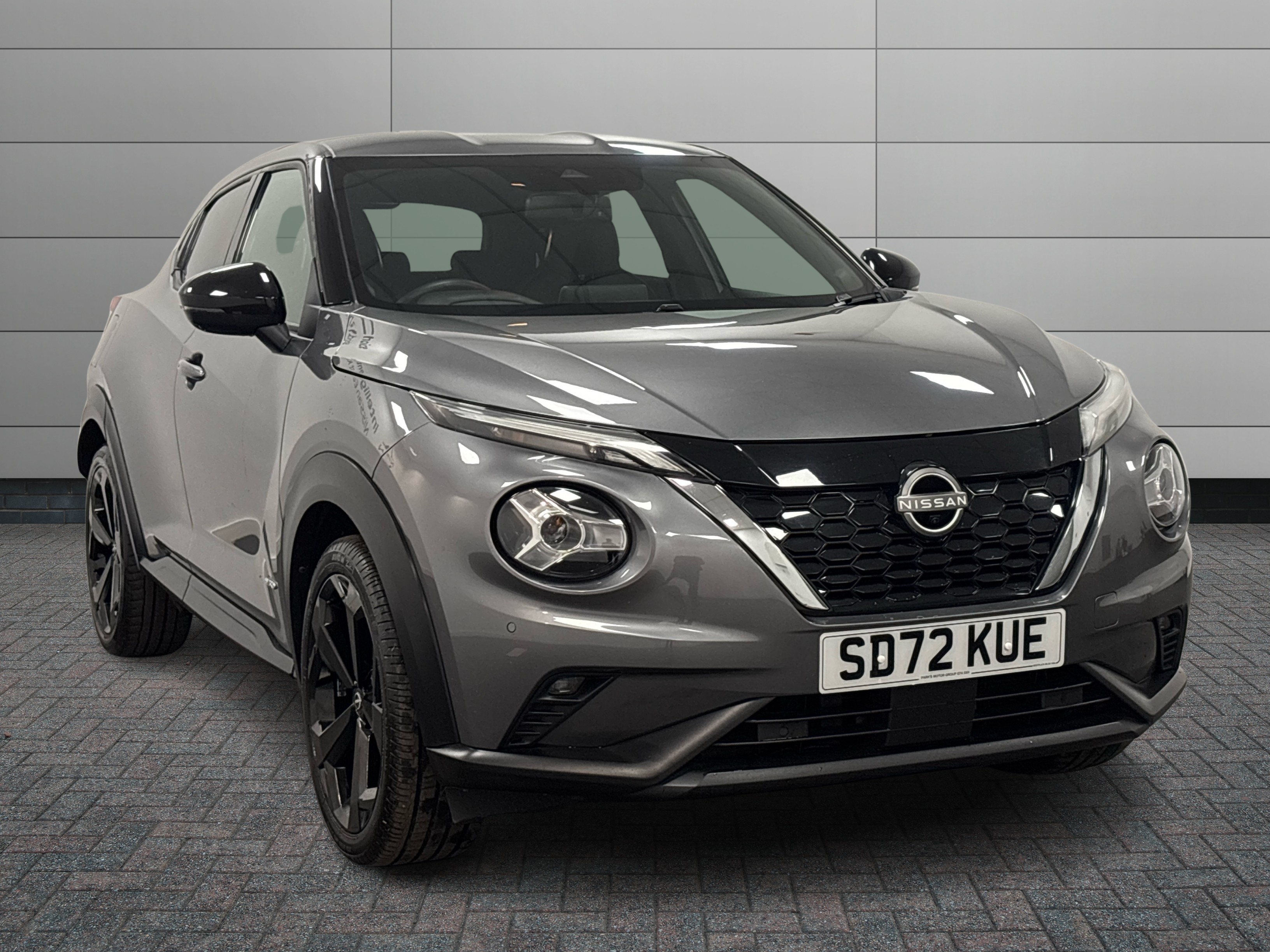 Nissan Juke listing photo