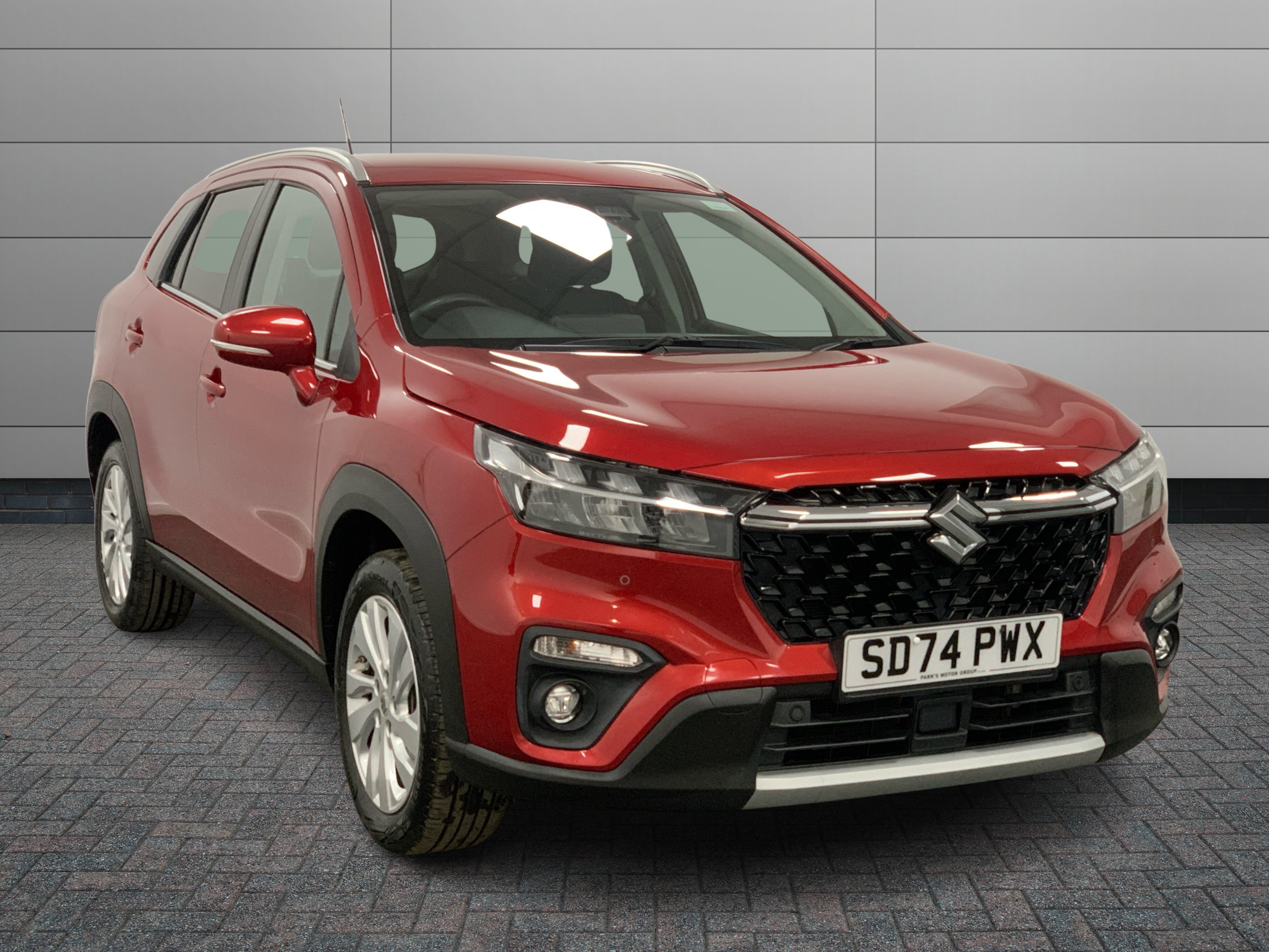Suzuki S-cross listing photo