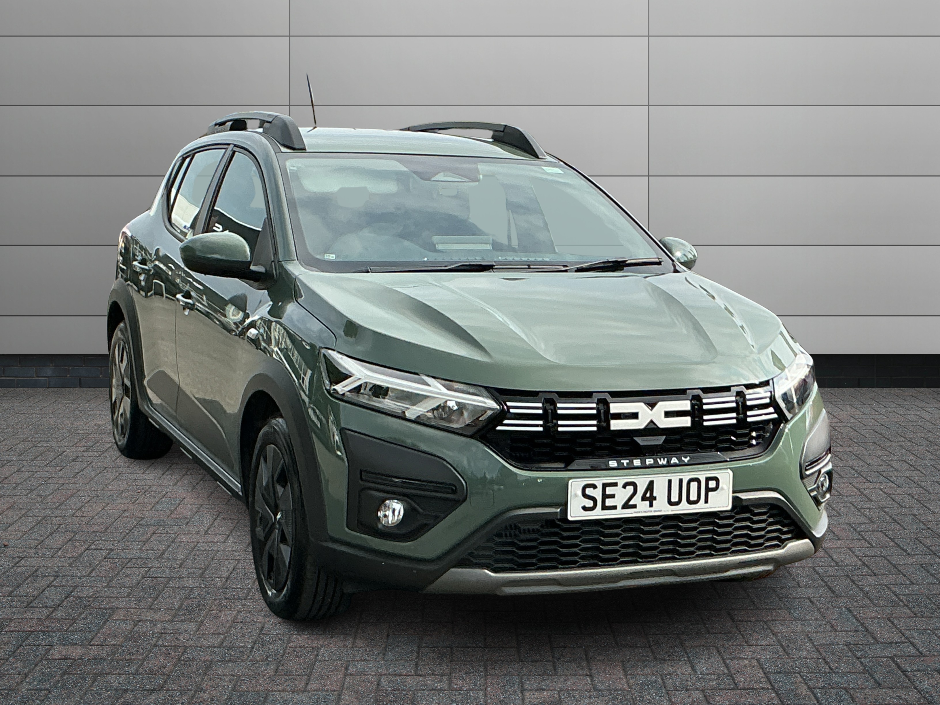 Dacia Sandero Stepway listing photo