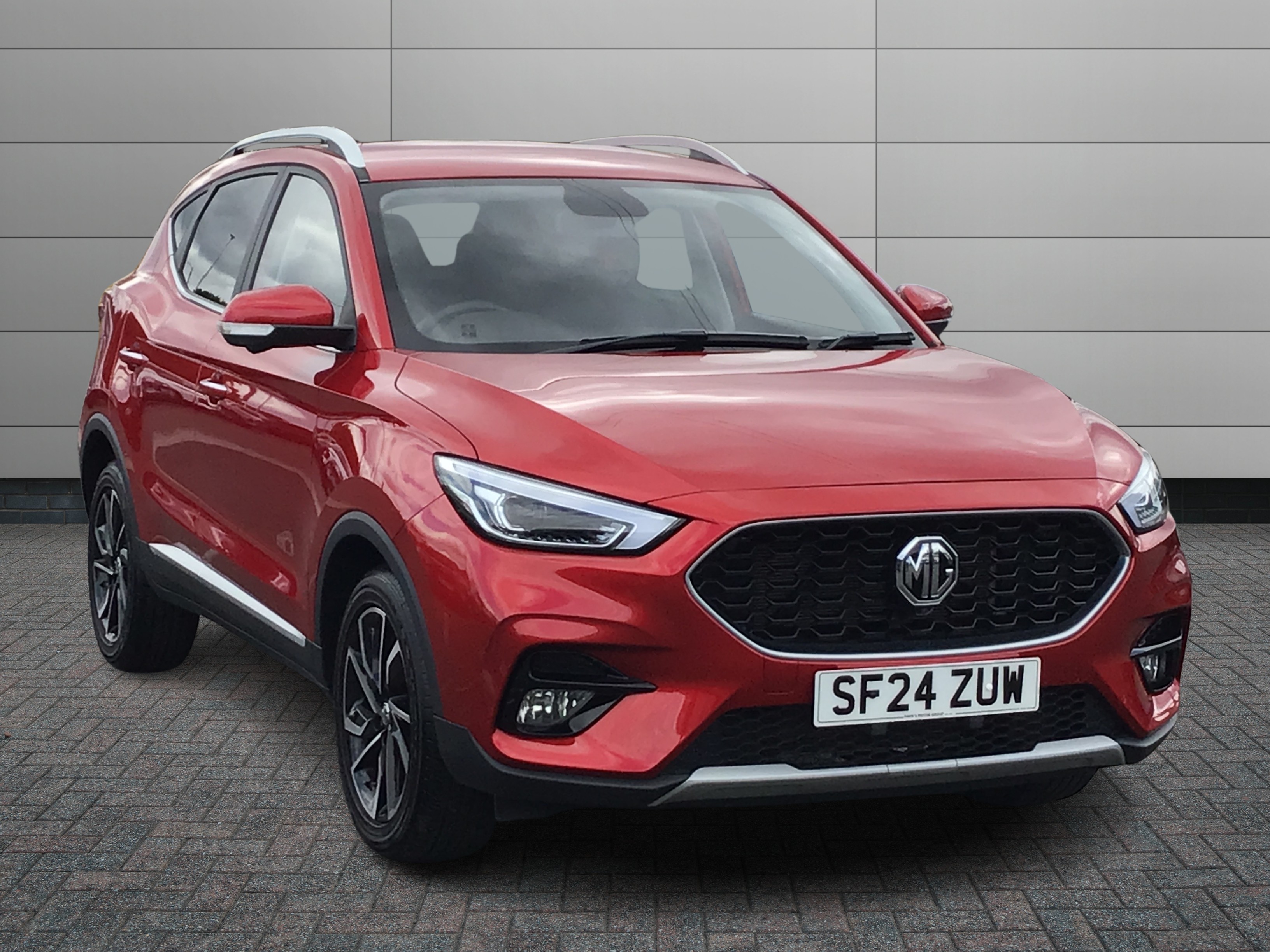 MG ZS listing photo