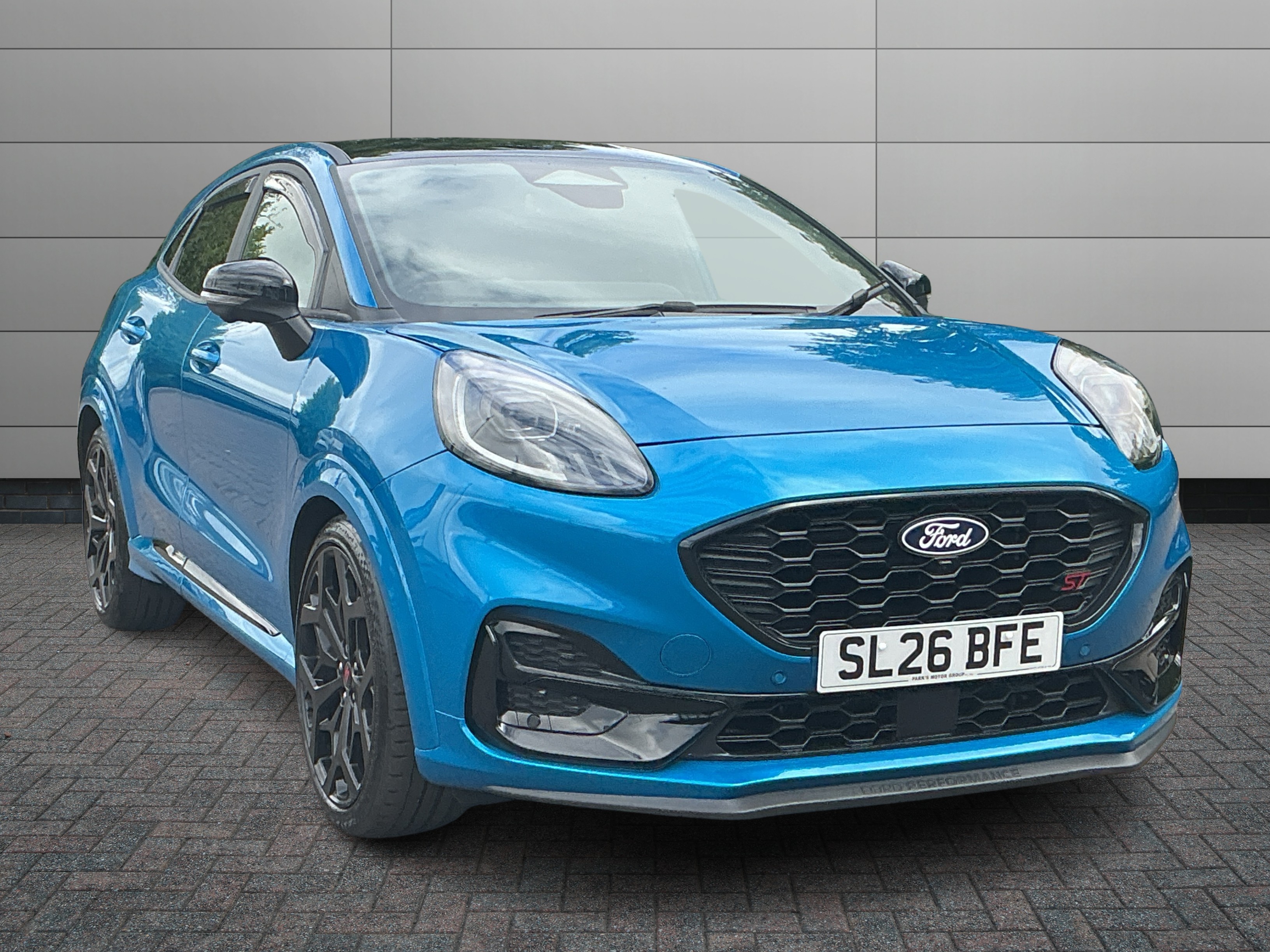 Ford Puma listing photo