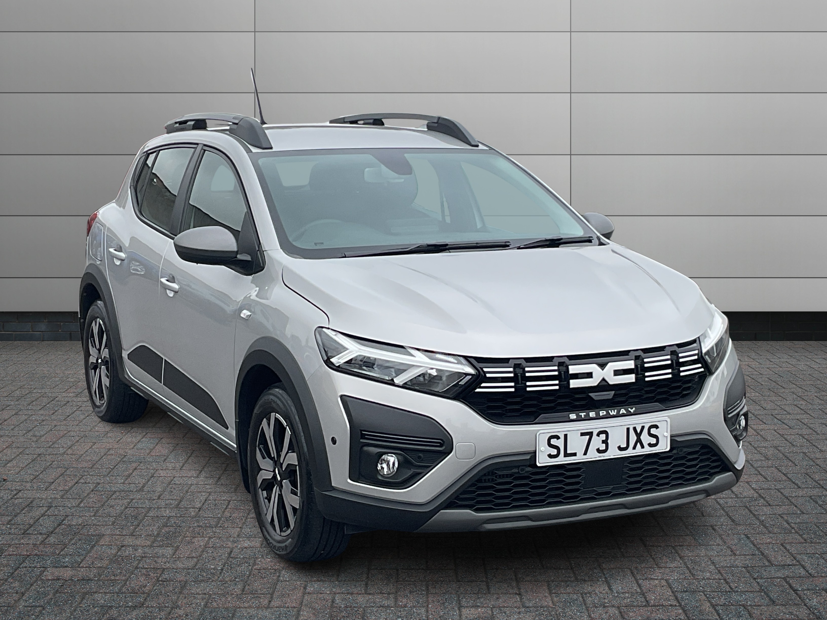 Dacia Sandero Stepway listing photo
