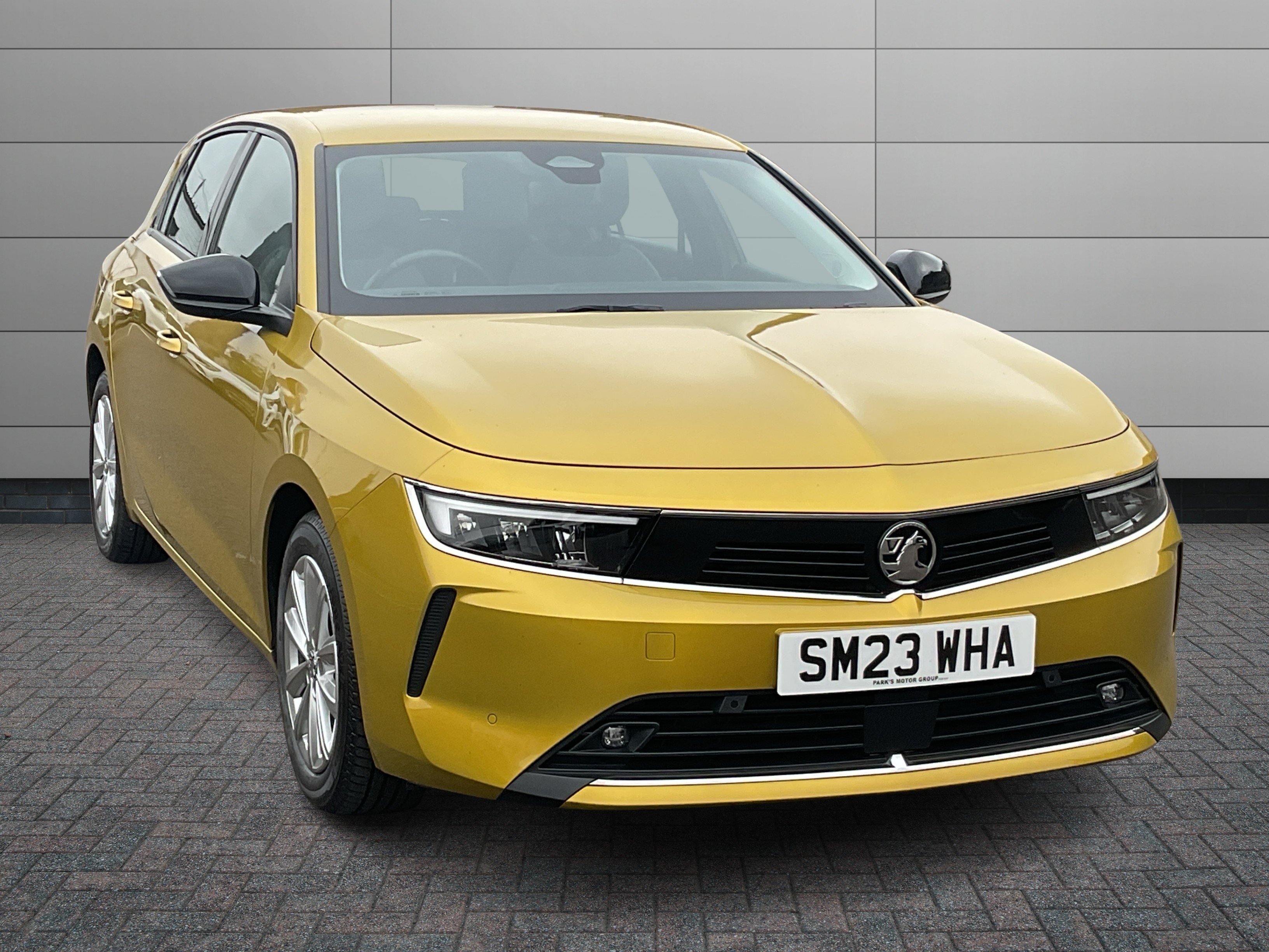 Vauxhall Astra listing photo