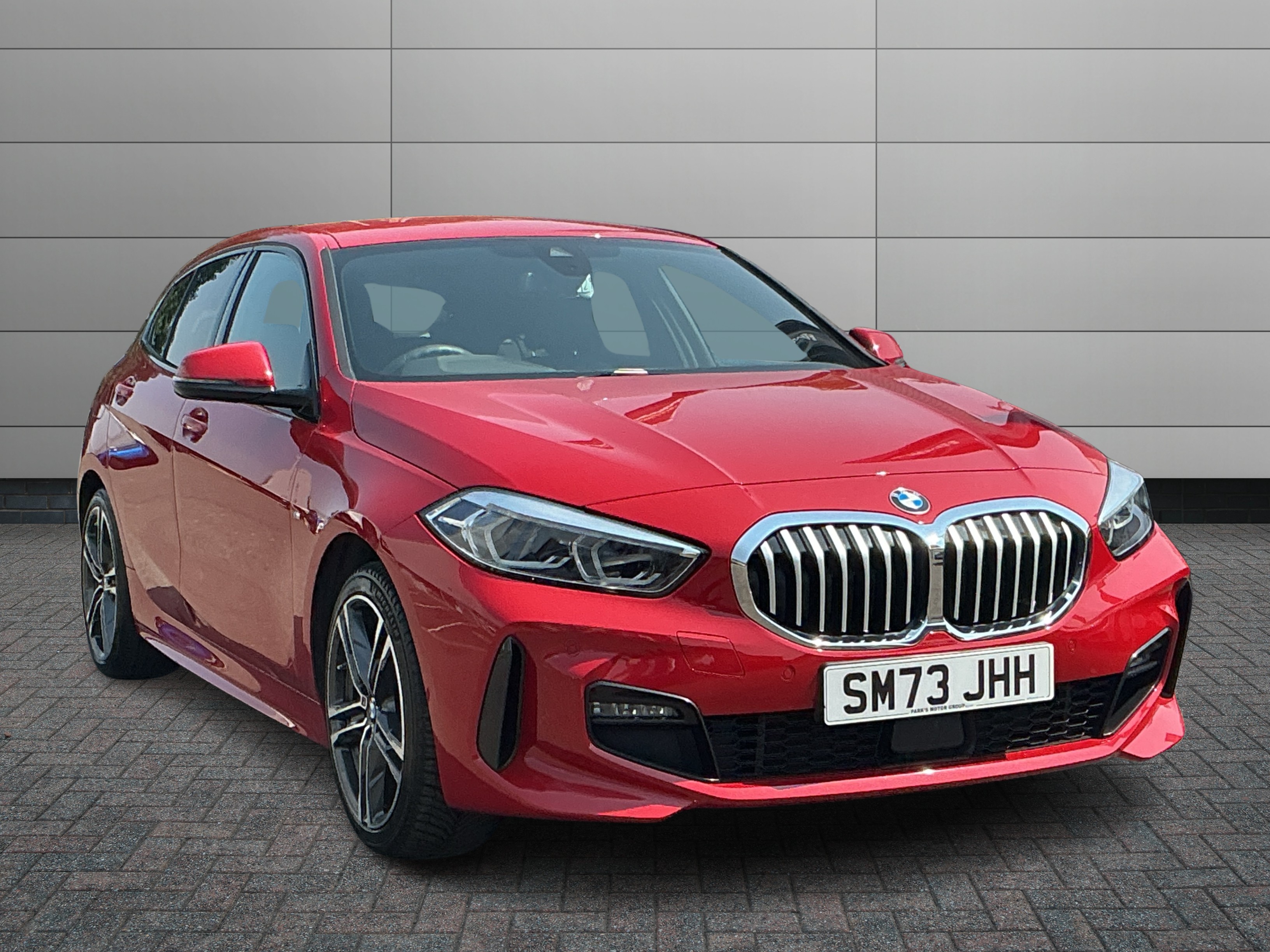 BMW 1 Series listing photo