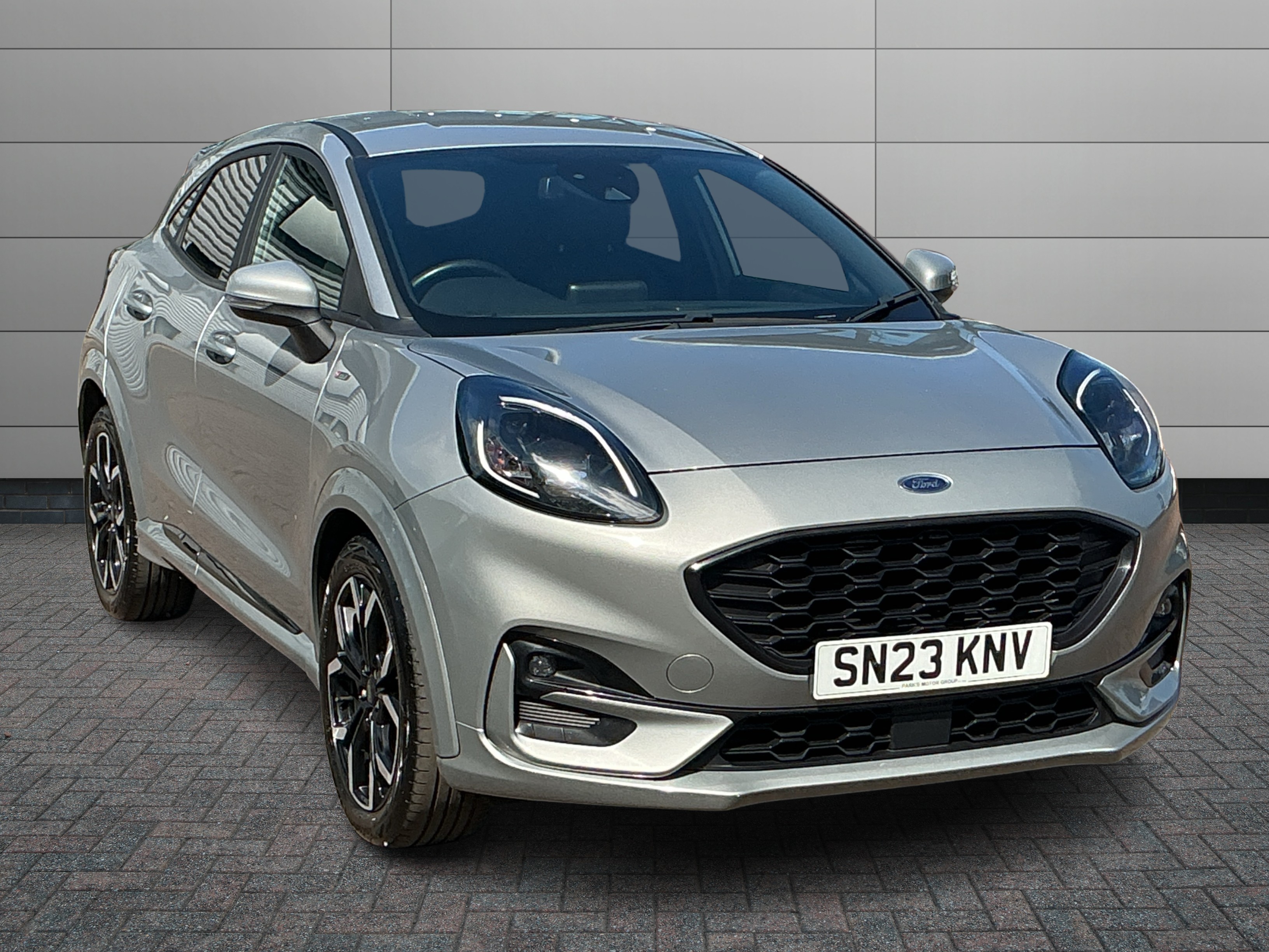 Ford Puma listing photo