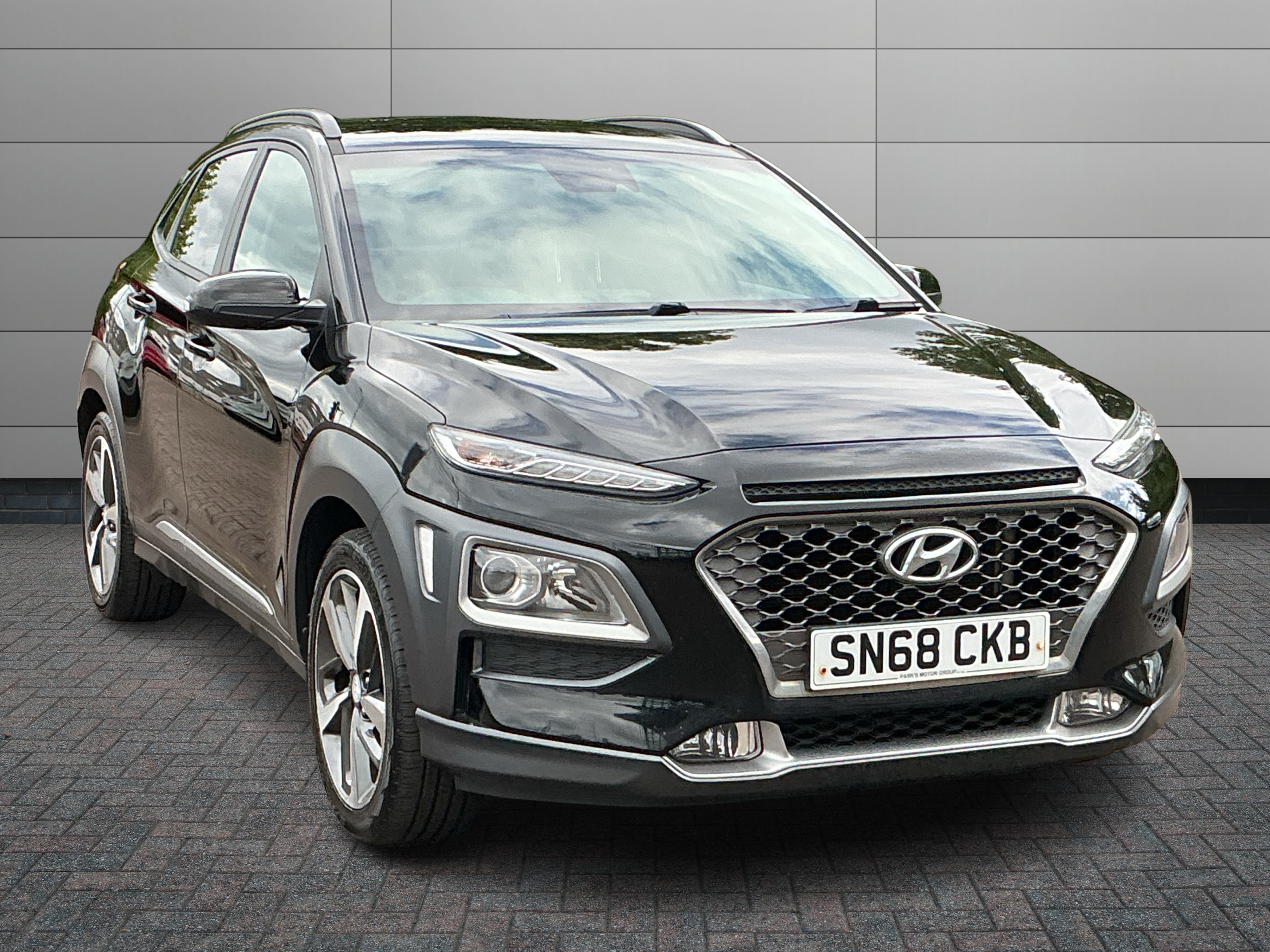 Hyundai Kona listing photo