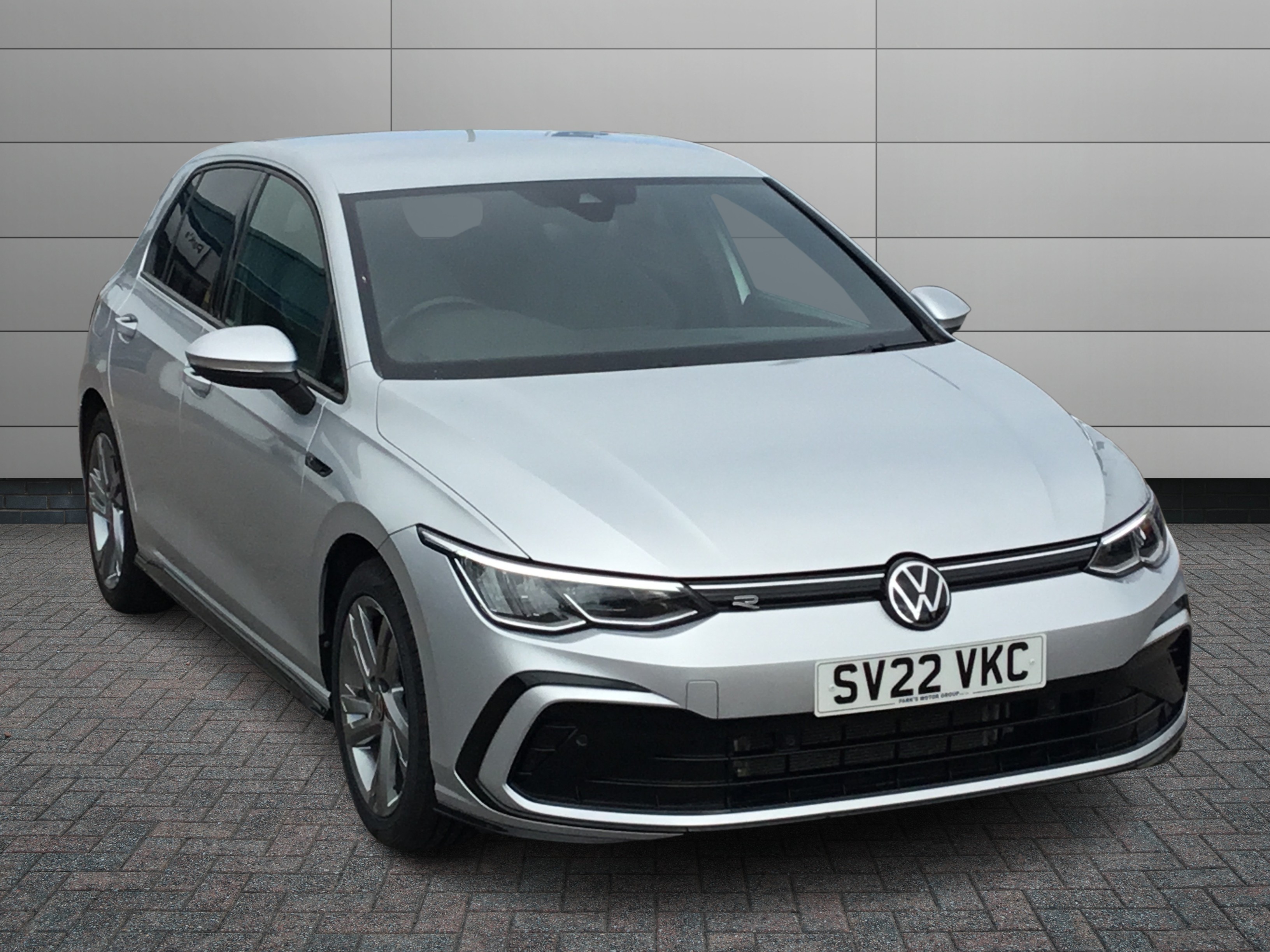 Volkswagen Golf listing photo