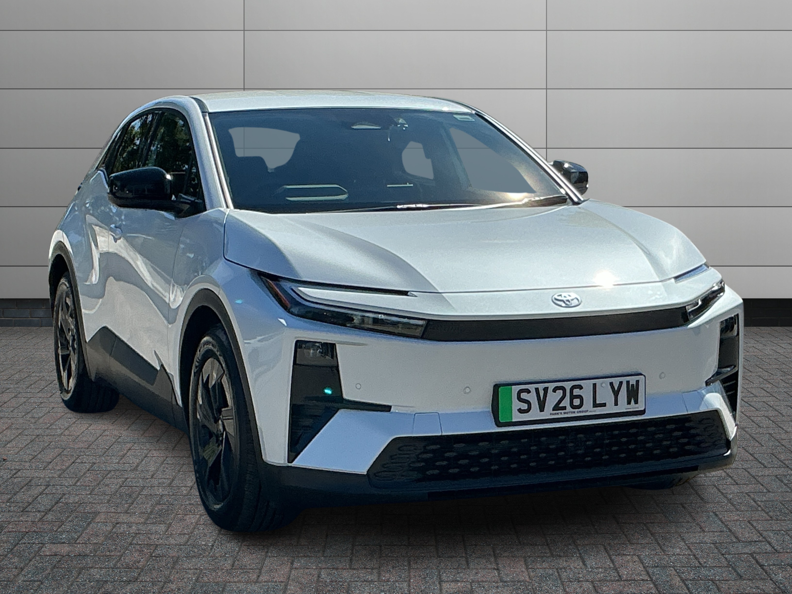 Toyota C-hr+