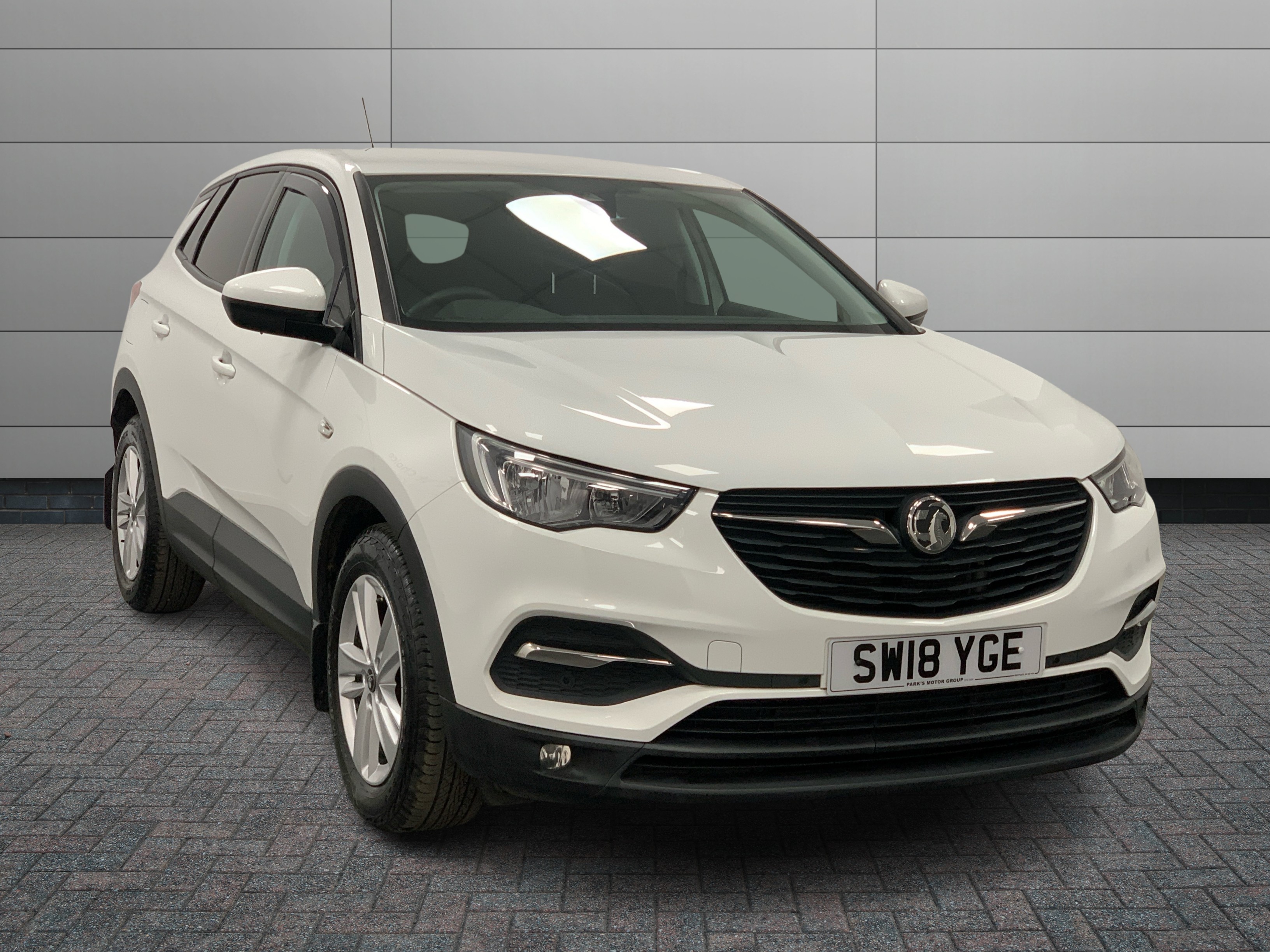Vauxhall Grandland X listing photo