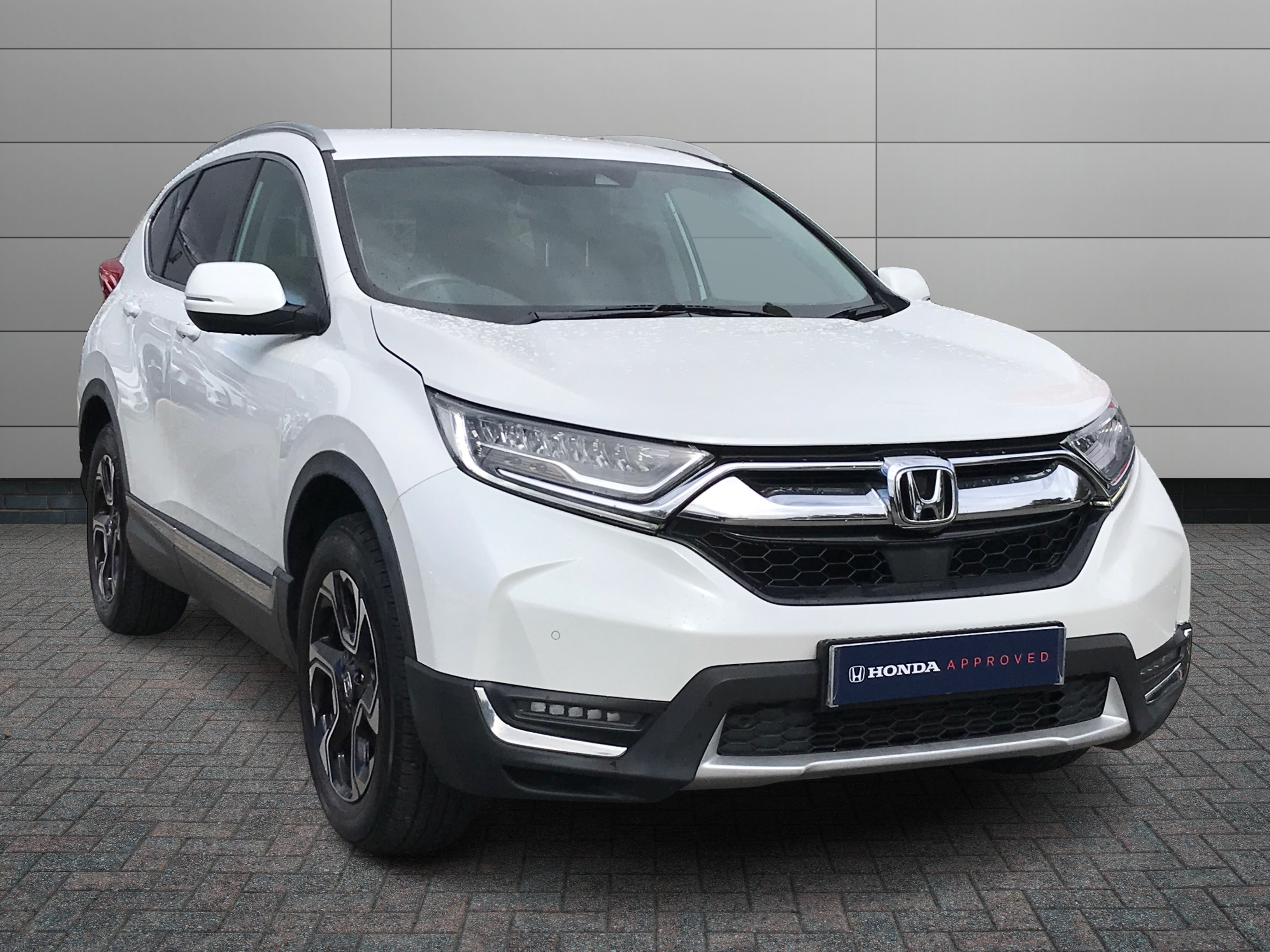Honda CR-V listing photo