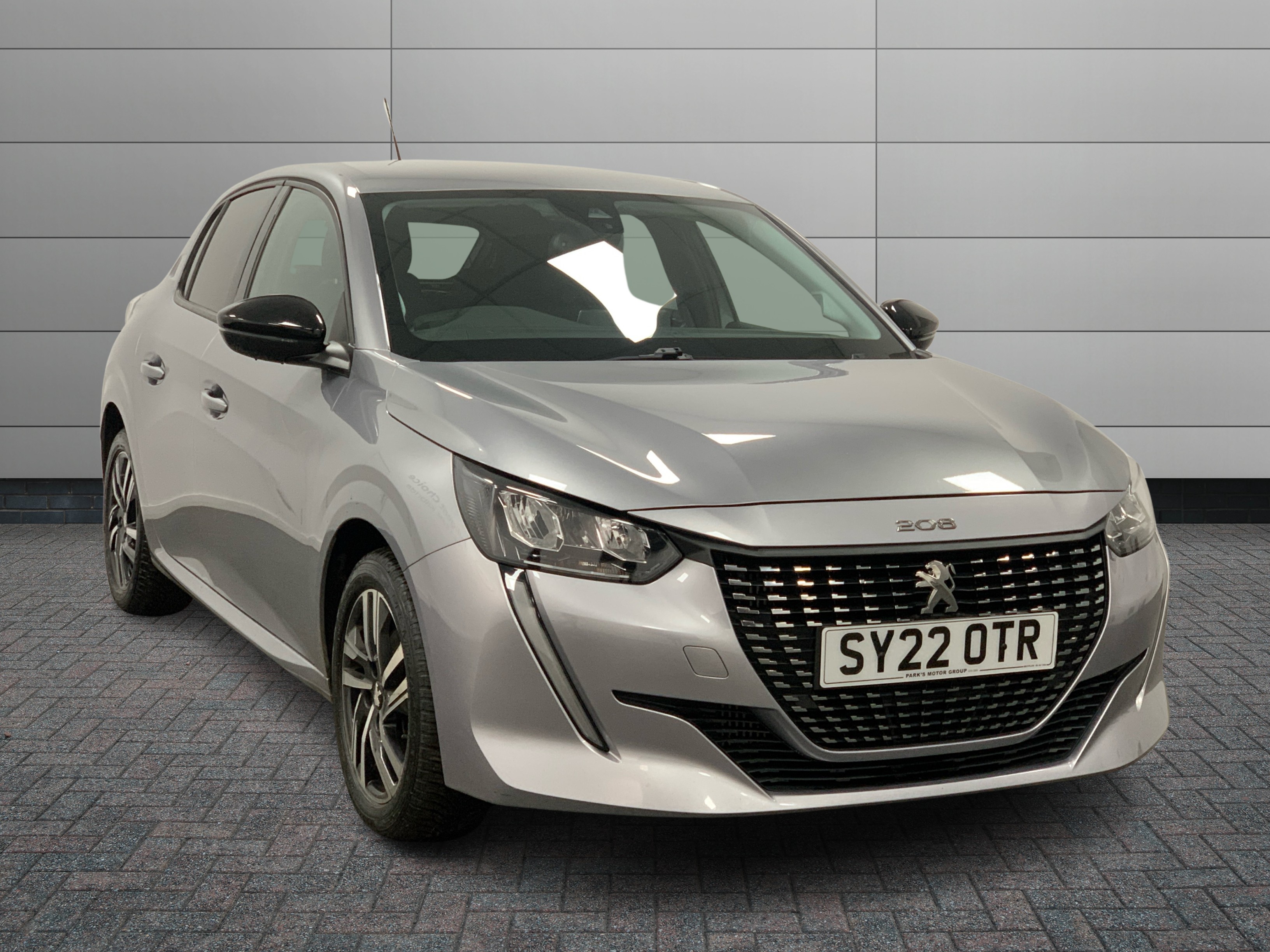 Peugeot 208 listing photo