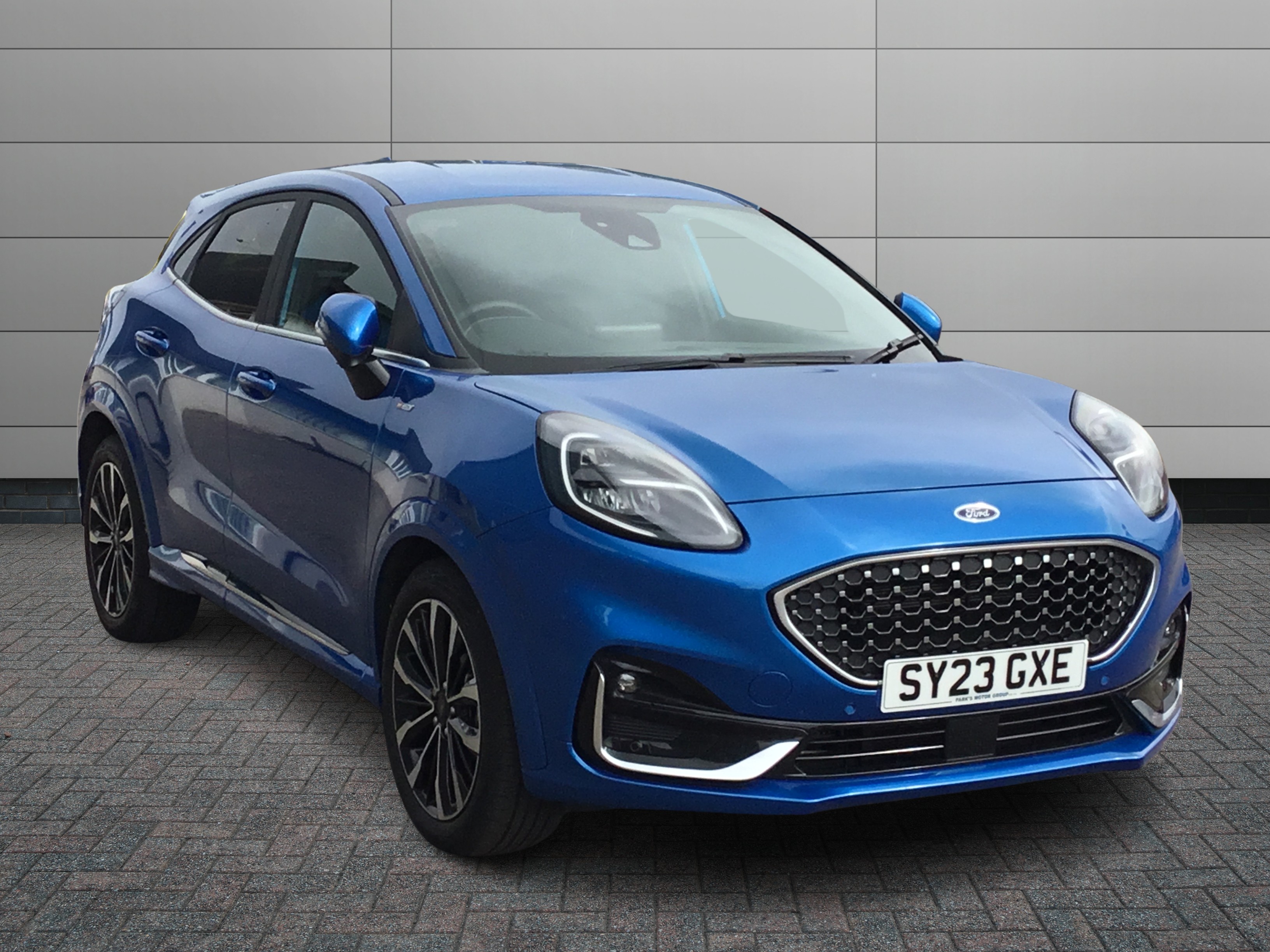 Ford Puma listing photo