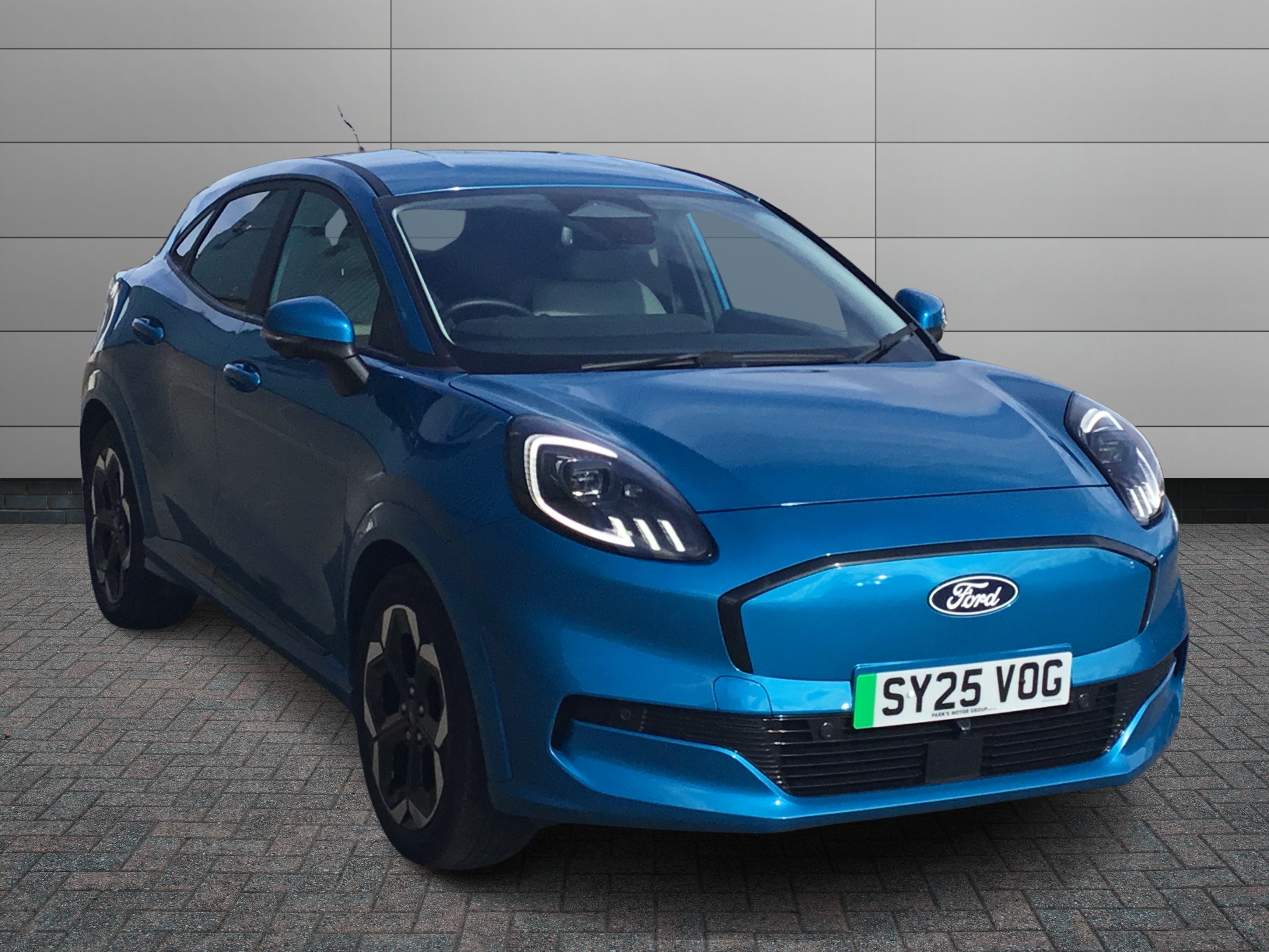 Ford Puma listing photo