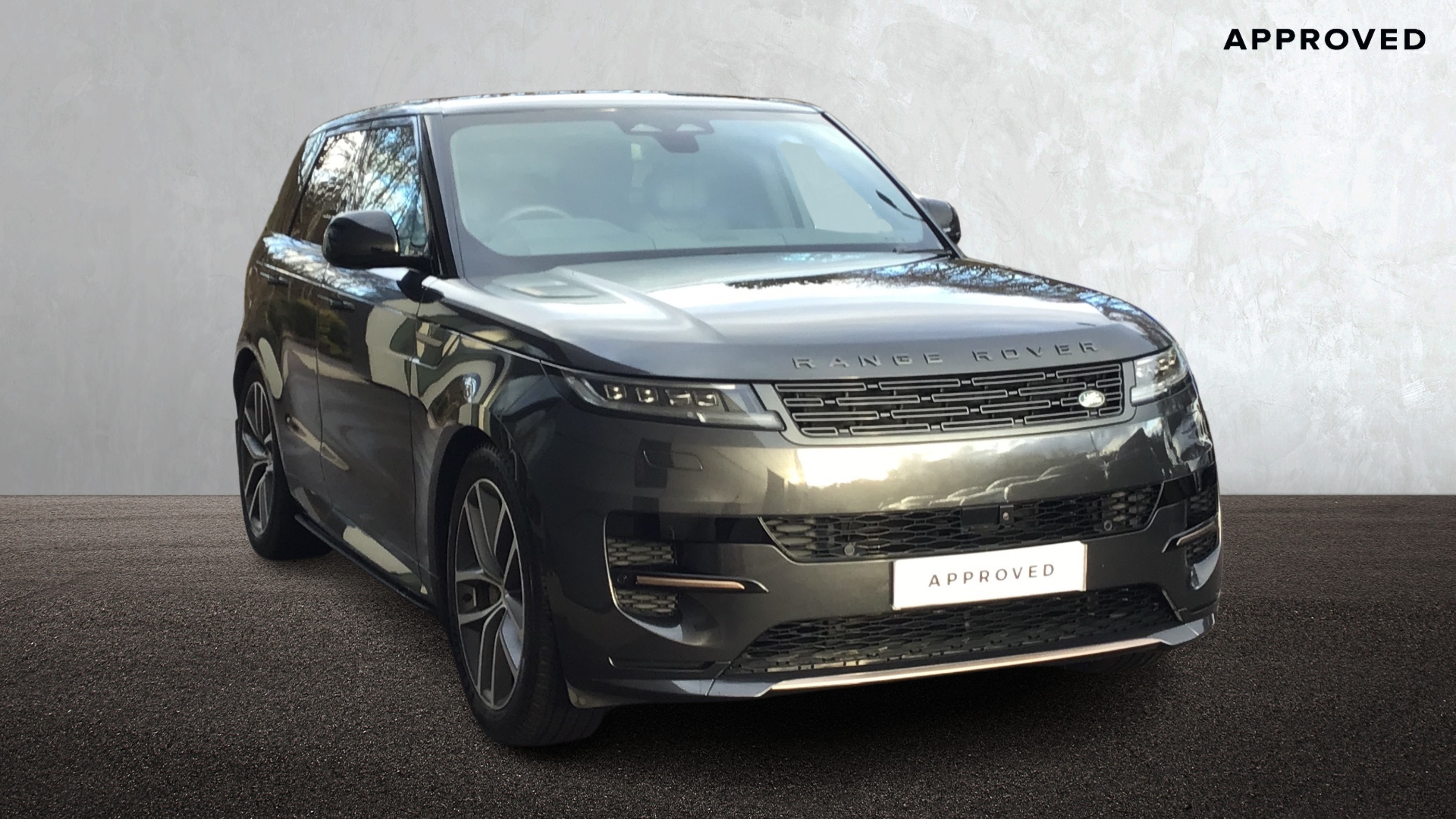 Land Rover Range Rover Sport listing photo