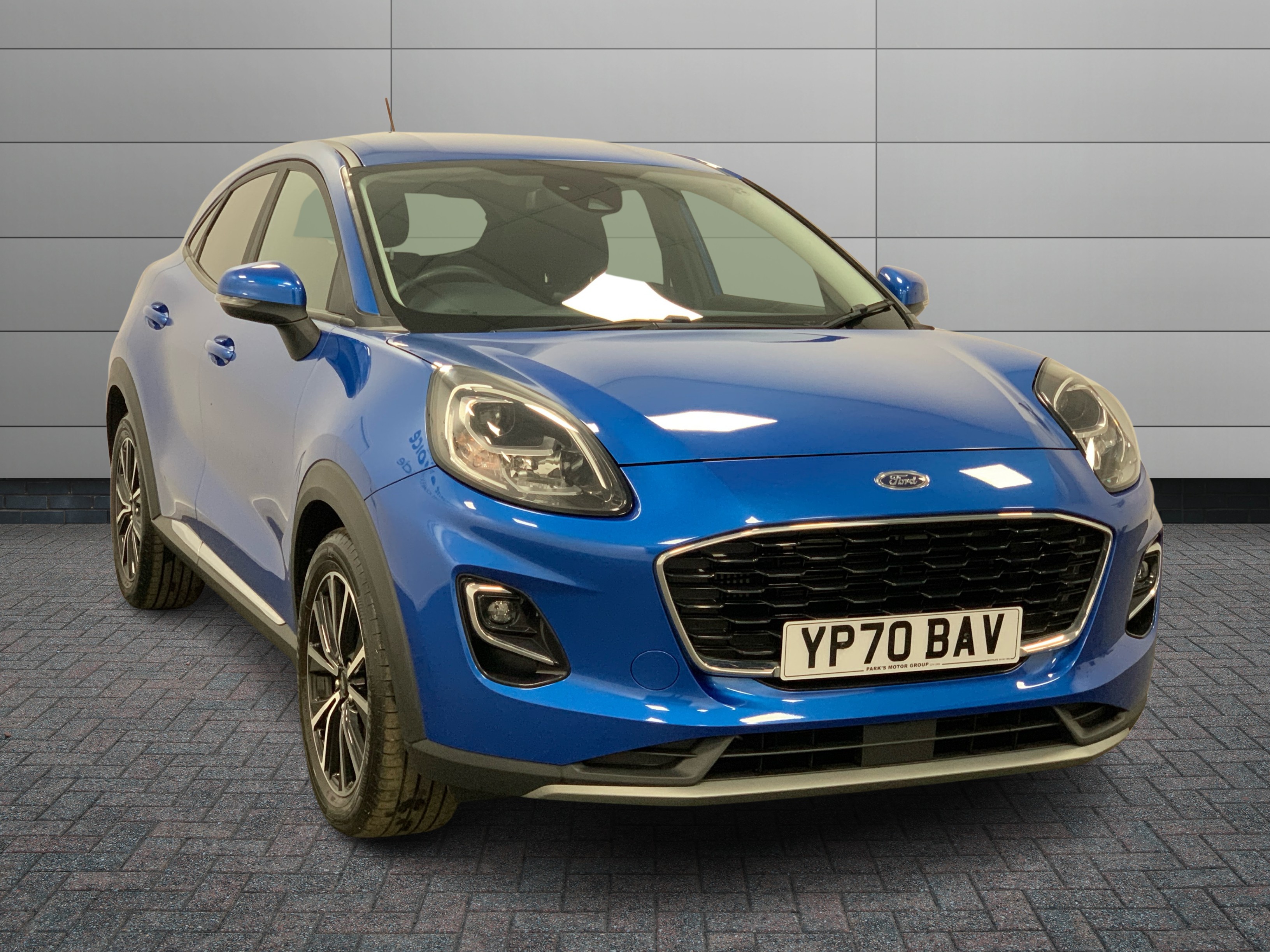 Ford Puma listing photo