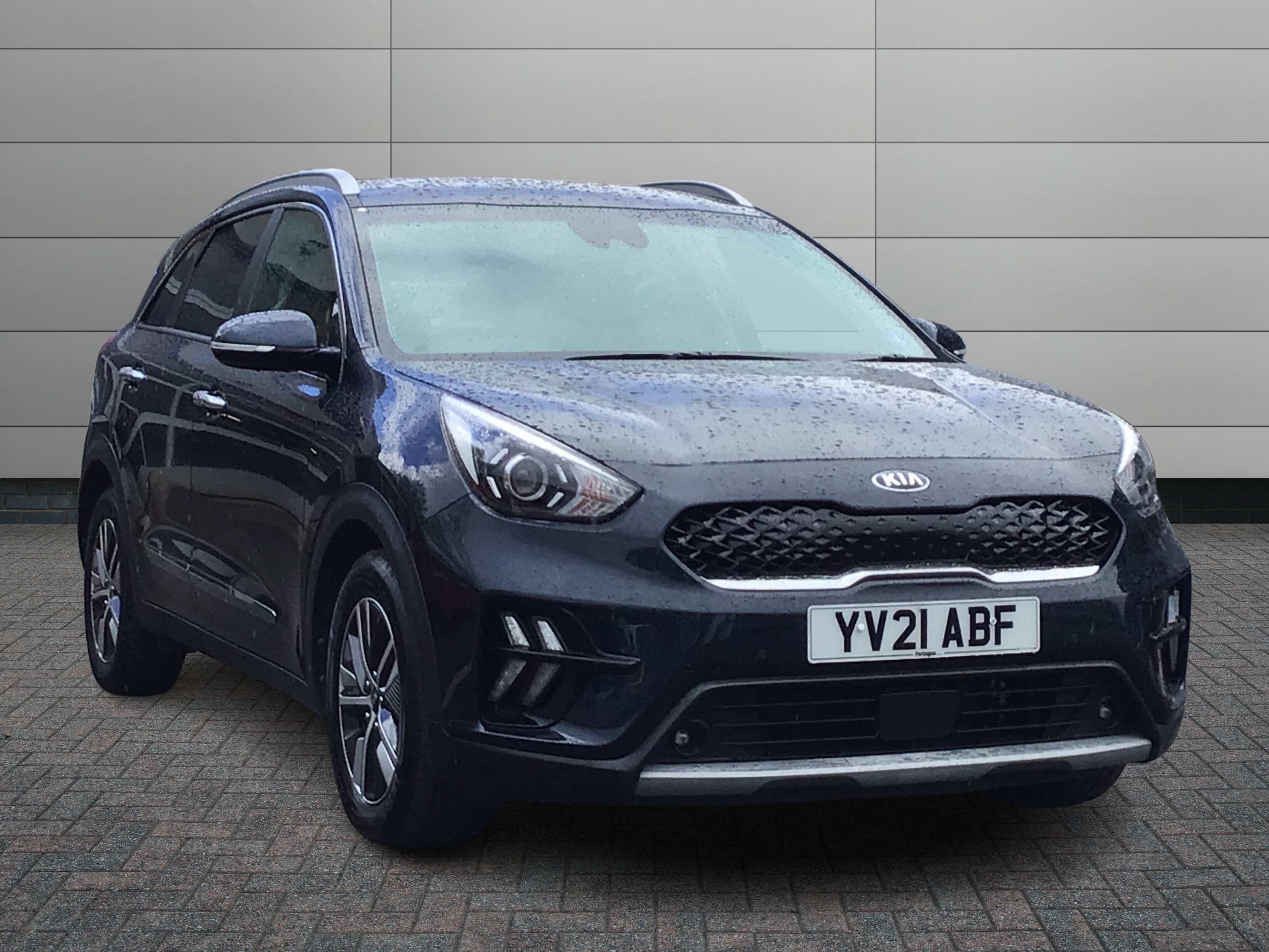 Kia Niro listing photo