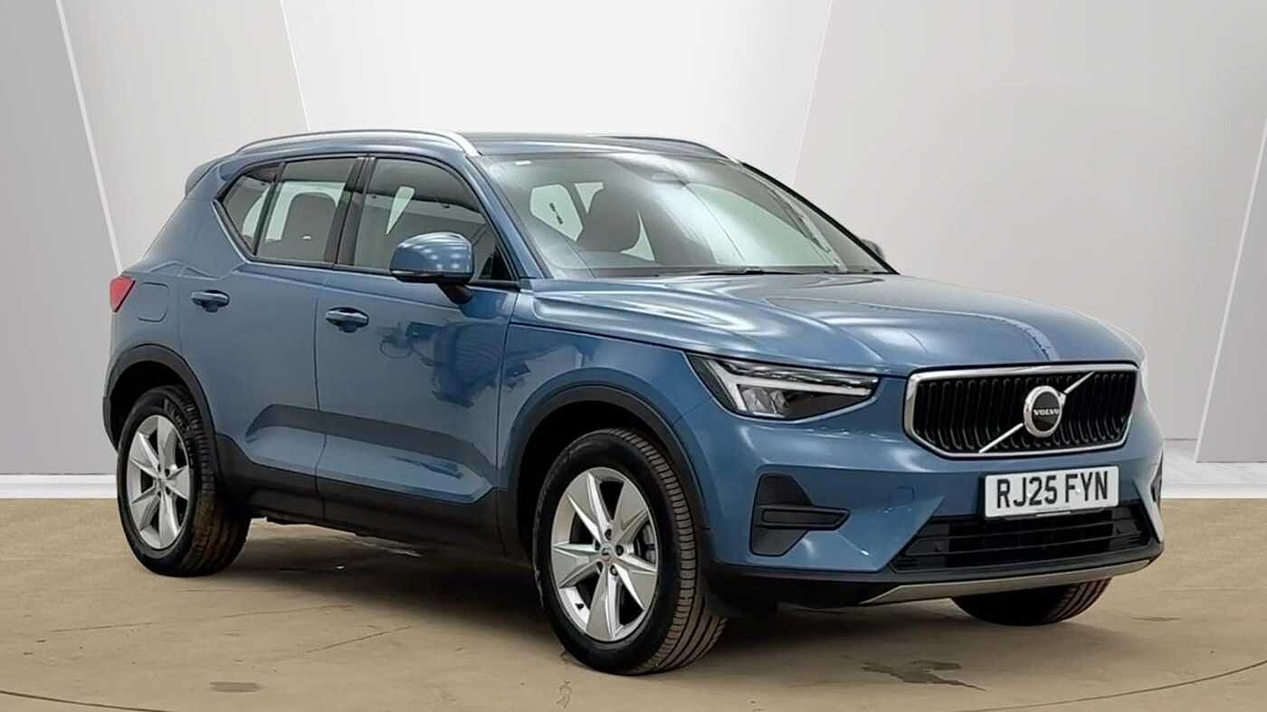 2025 Volvo XC40 2.0 B3 Core