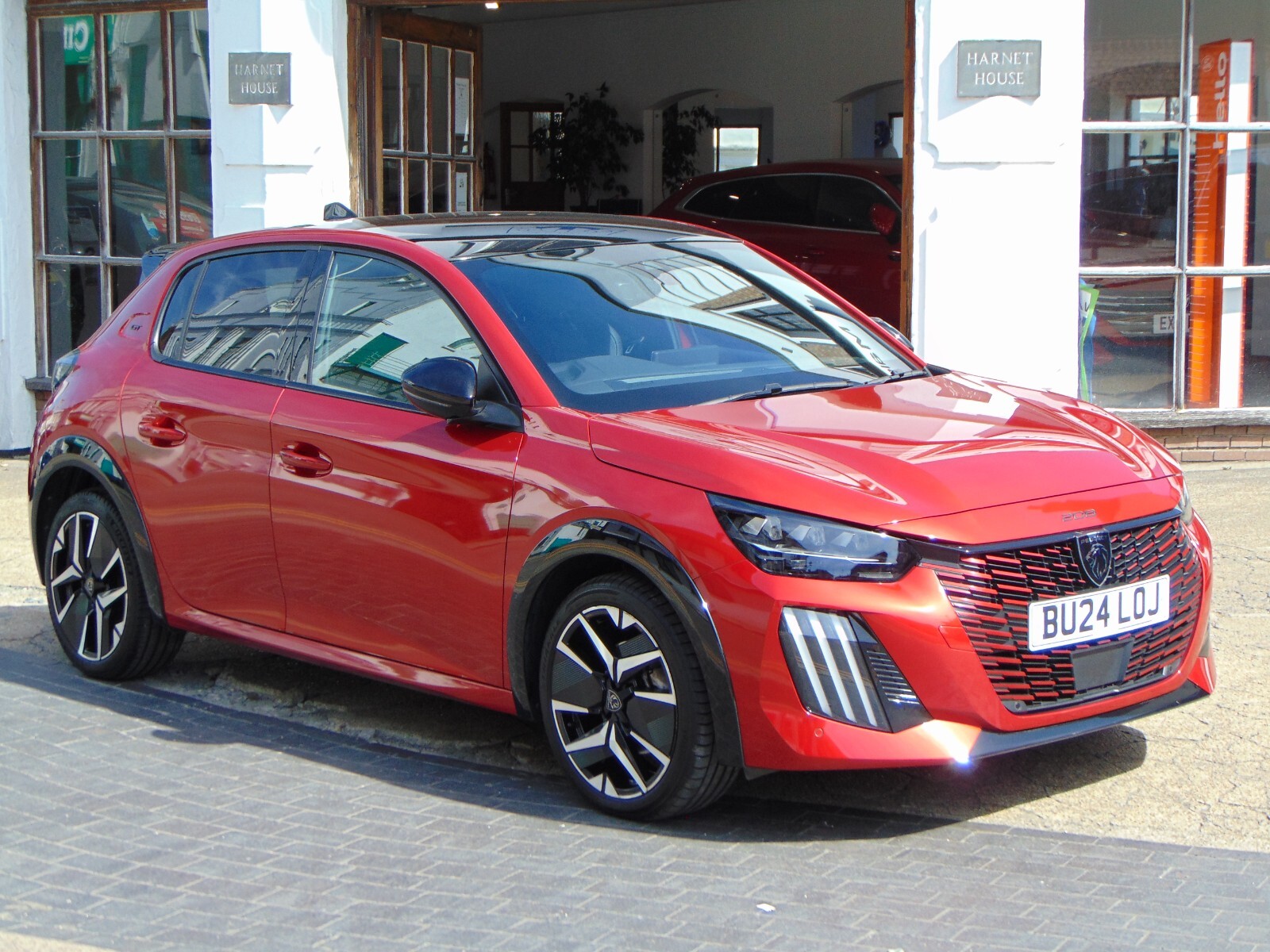 Peugeot 208