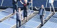 Zonnepanelen_en_mensen_normal