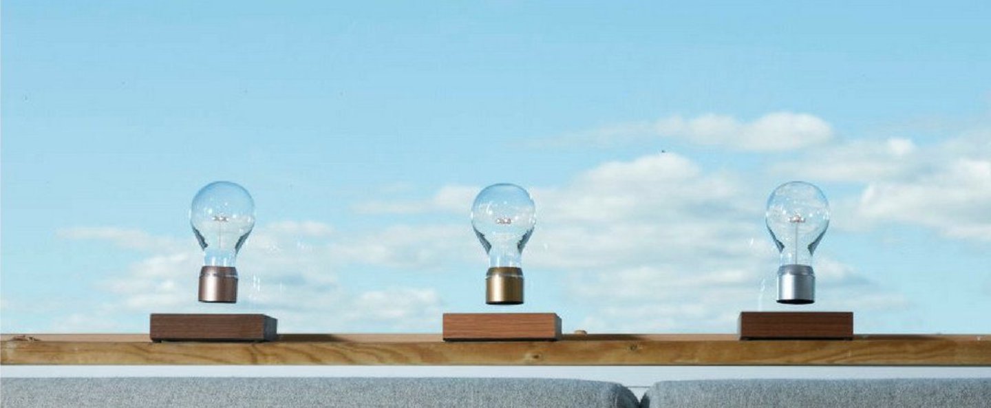 banner-image Ampoule en levitation flyte royal 2 0 or led o12 6cm h20cm flyte normal