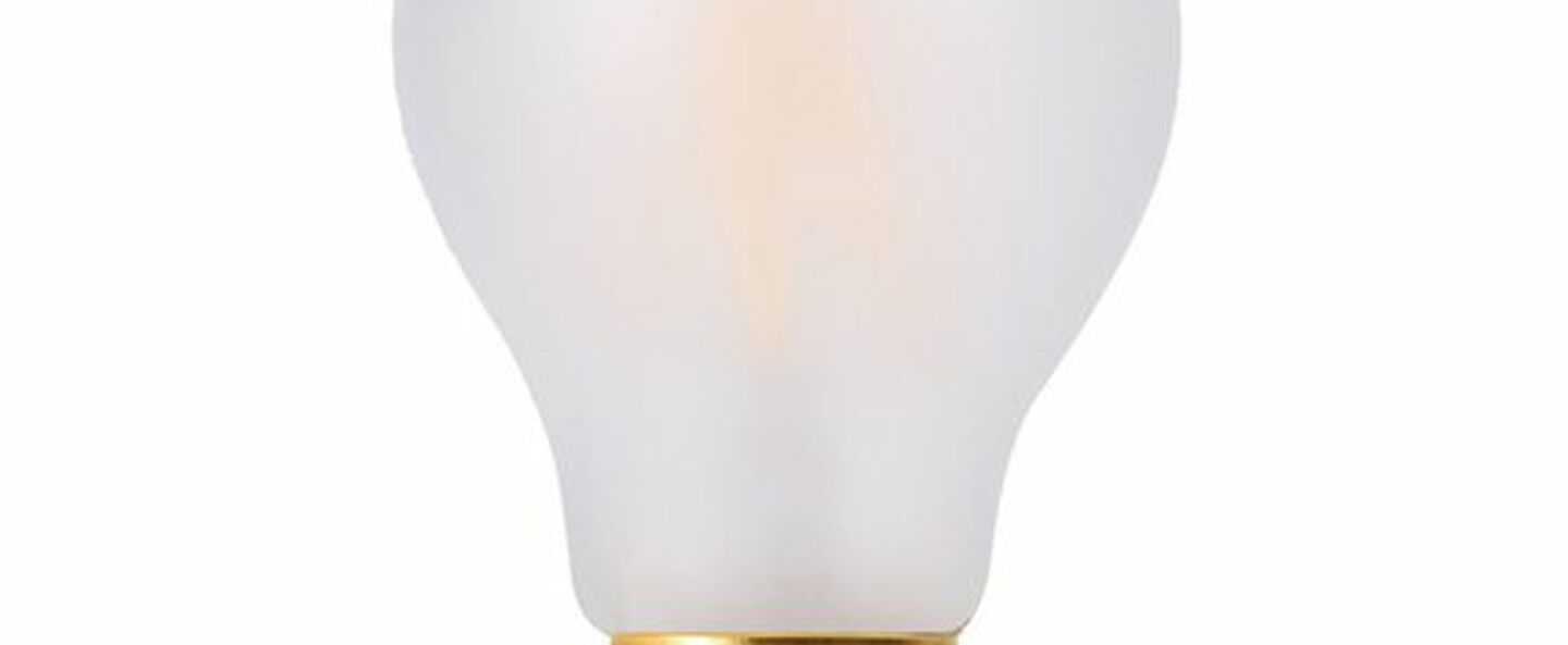 Ampoule led standard a60 e27 blanc mat 2700k 780lm o6cm h10 3cm girard sudron normal