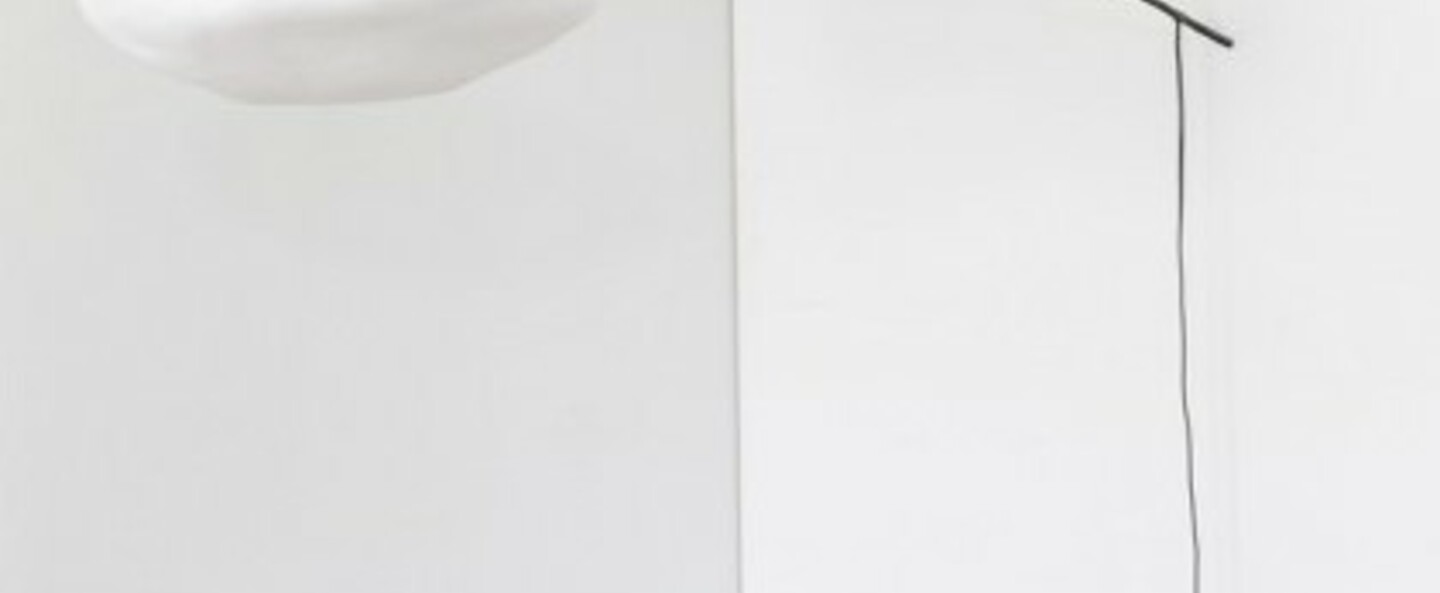 banner-image Applique deportee nuage perche a une branche giboulee blanc l145cm h40cm celine wright normal