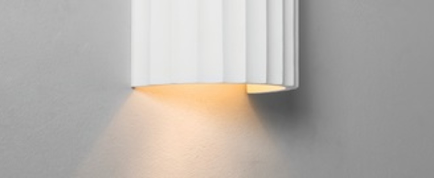 Applique kymi 220 platre blanc led l13 3cm h22cm astro normal