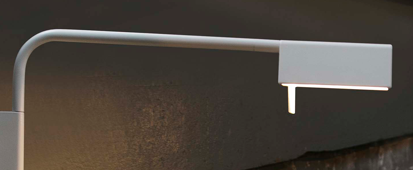 banner-image Applique murale academy blanc led h41cm h18 8cm faro normal