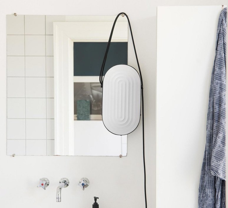 Wall light, Arc, white, LED, Ø11cm, H32cm Le Klint Lampadaire, Arc, blanc, LED, Ø28cm, H142cm Le Klint