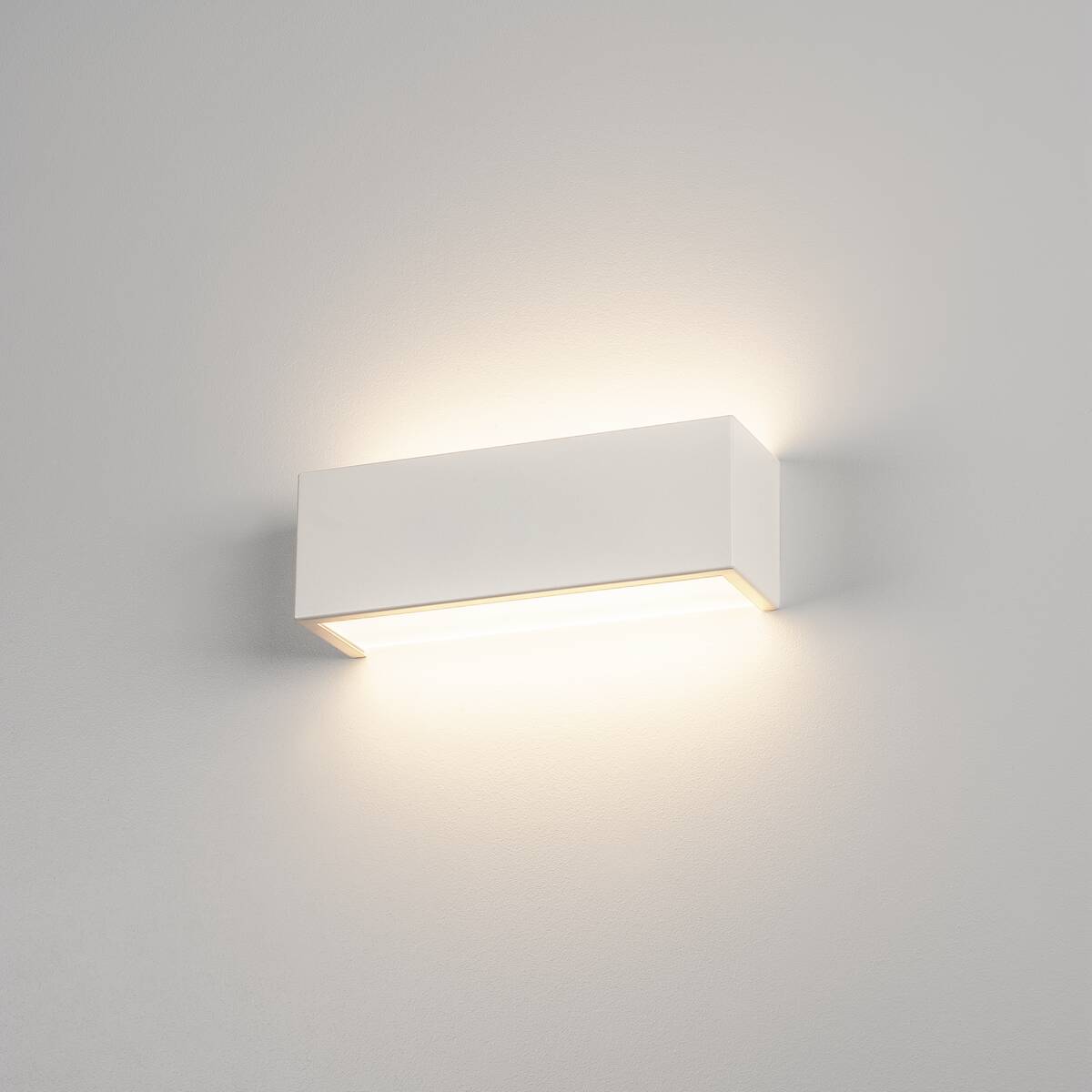 Lampara De Pared, Blanco Cálido, 15 Watts, óptica 120°, Cilíndrico