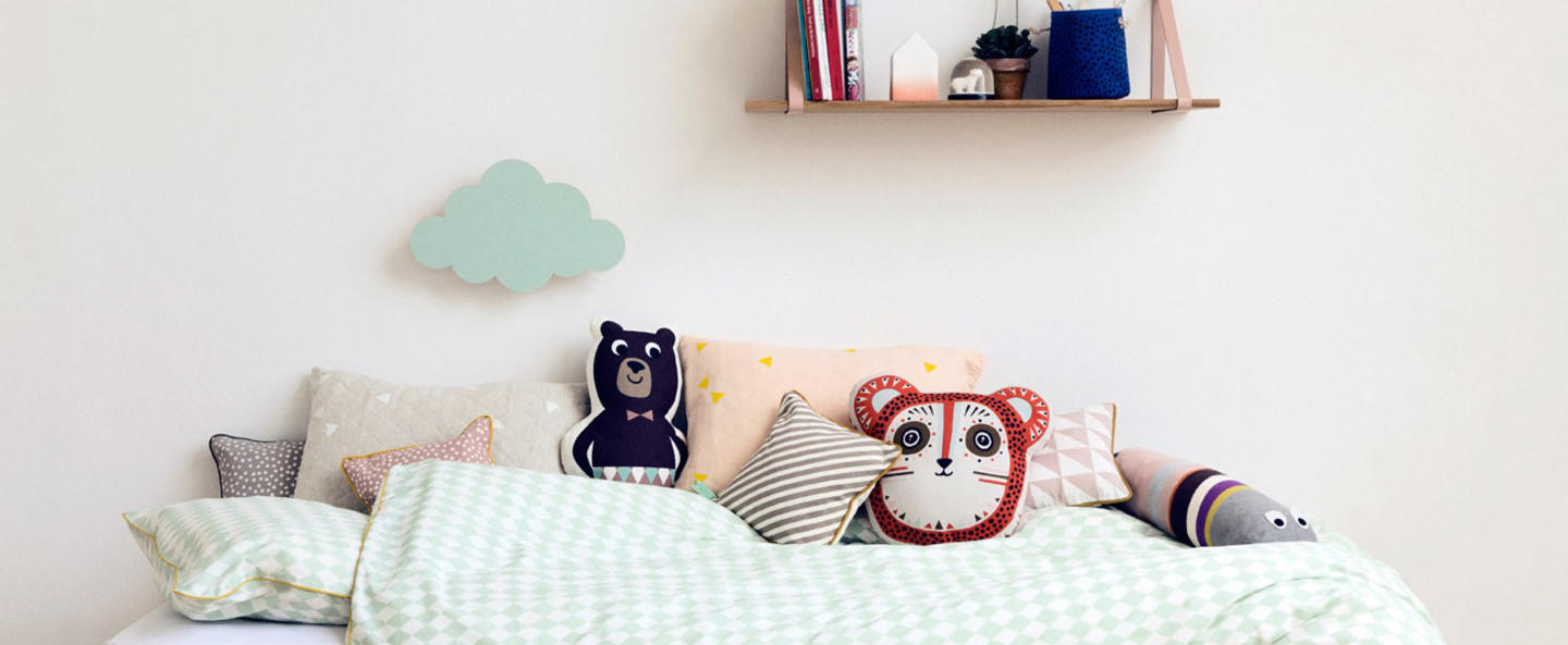 banner-image Applique murale cloud lamp vert led l40cm h25cm ferm living normal