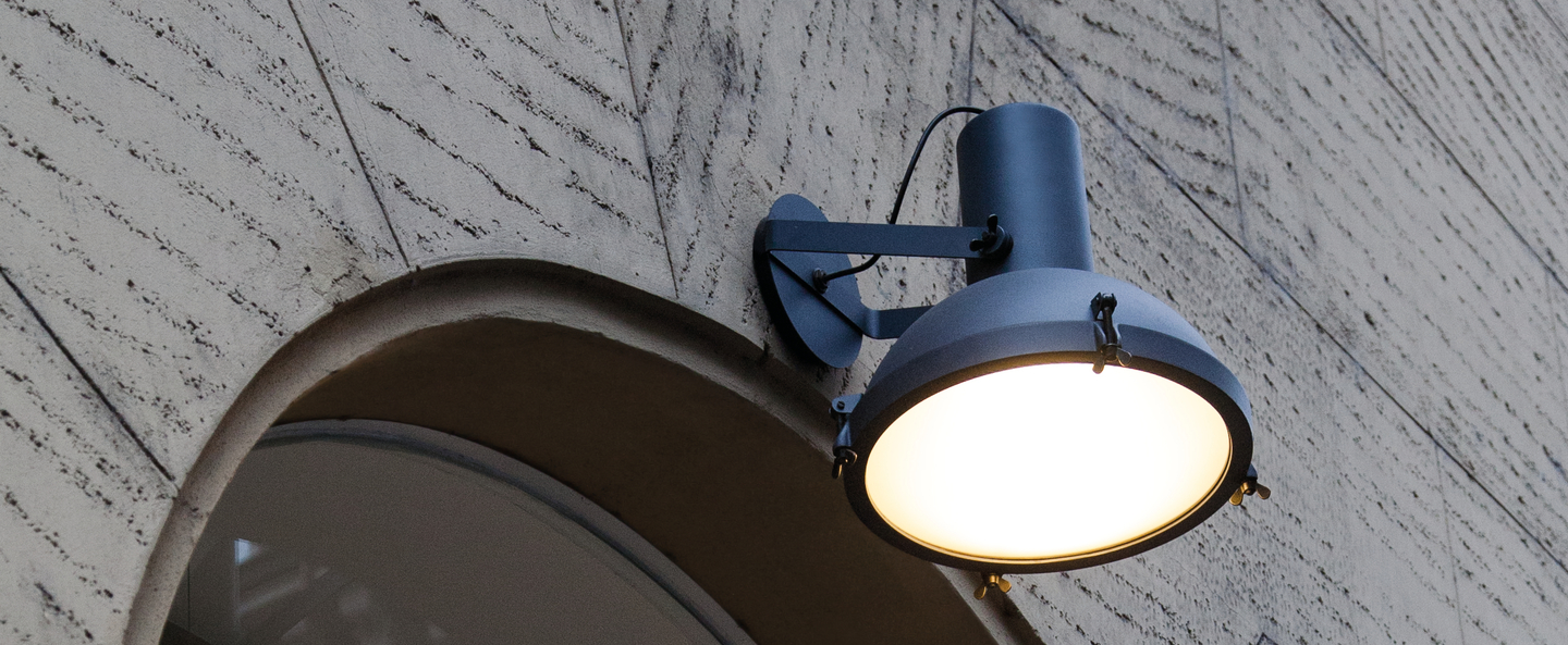 banner-image Applique murale d exterieur plafonnier projecteur 365 bleu o37cm h38cm ip54 nemo lighting normal