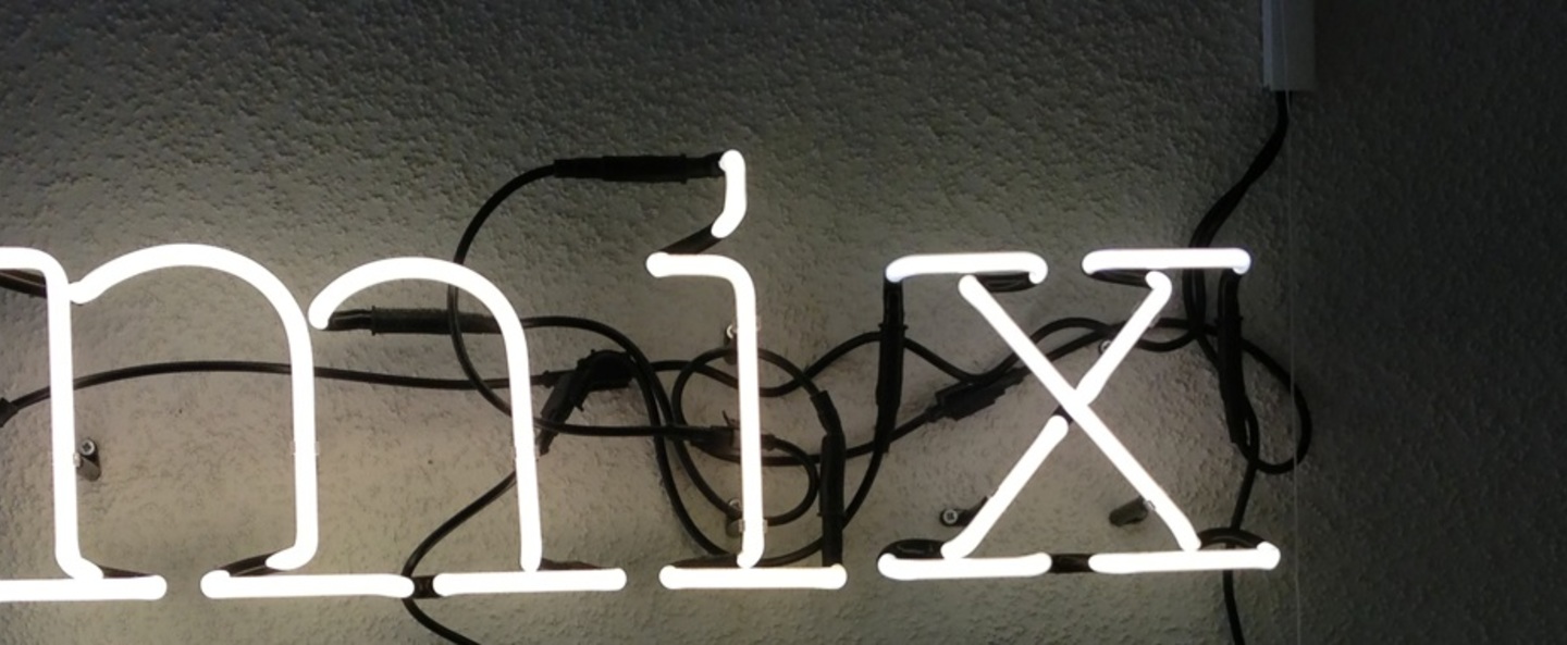 banner-image Applique murale neon art i transformateur blanc brillant h17cm seletti normal