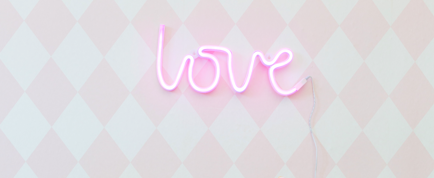 banner-image Applique murale neon rose led l38cm h16cm a little lovely company normal